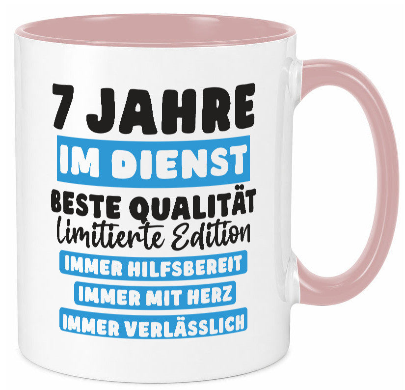 7 Jahre im Dienst | Jubiläum Arbeit v6 lustig Kollegen Büro Geschenk Tasse