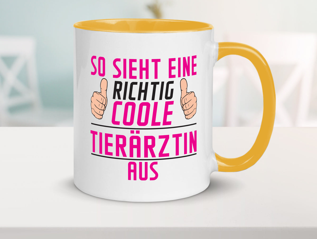 Richtig Coole Tierärztin | Mediziner Tiermedizin lustig Tierliebhaber Humor Tasse