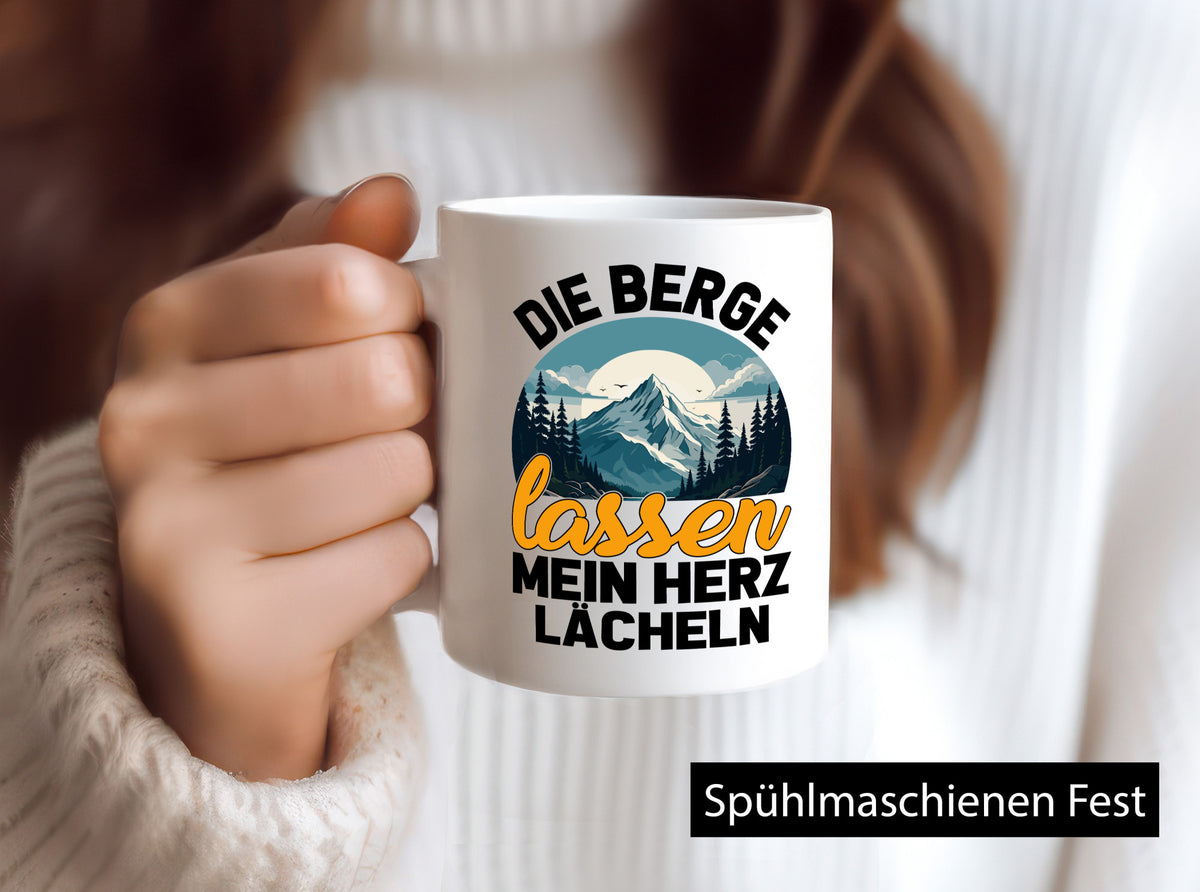 Berge lassen mein Herz lächeln | Wandern Humor Geschenkidee Tasse