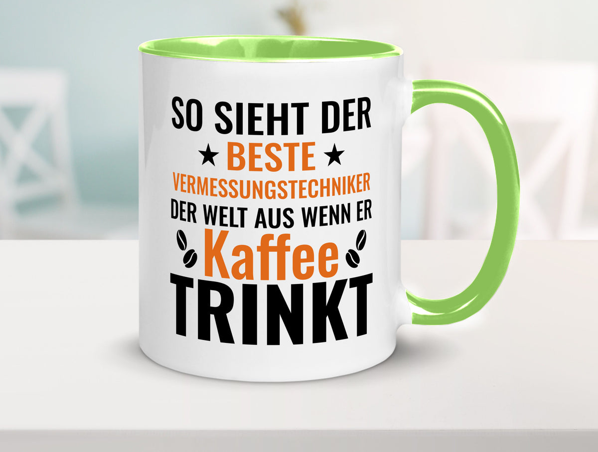 Kaffee trinkt: Vermessungstechniker | Techniker Geschenk Humor Geschenkidee Tasse