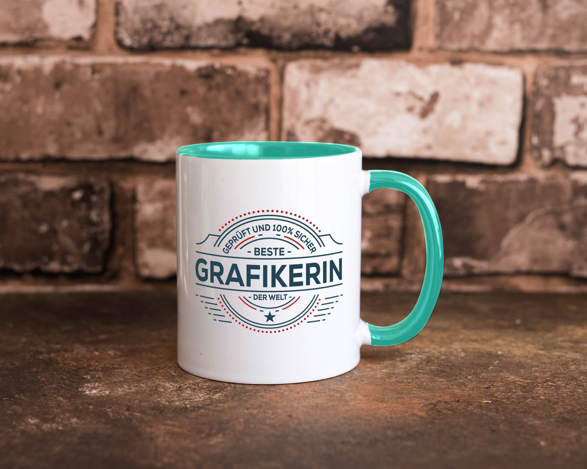 Geprüft und sicher: Grafikerin | Grafik Design Humor Geschenkidee Tasse