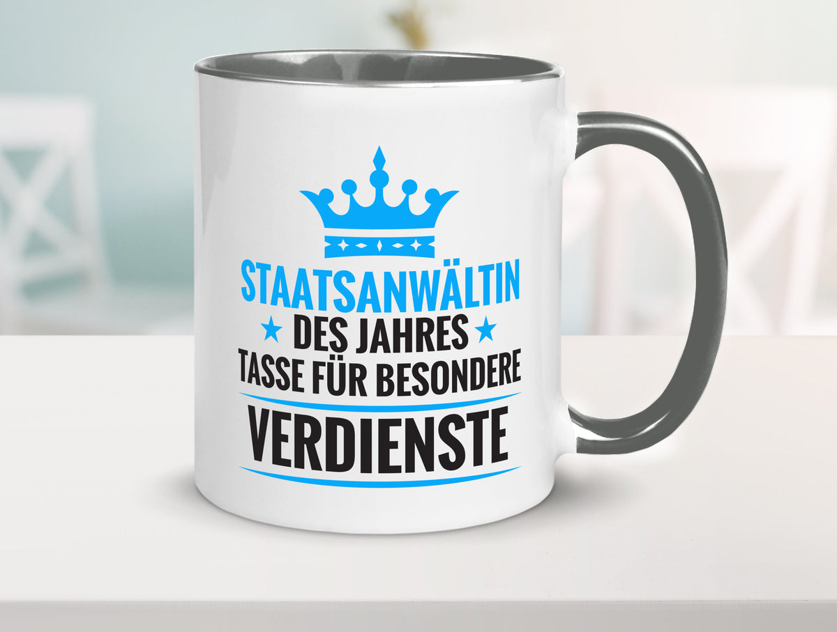 Besonderer Verdienst: Staatsanwältin | Anwältin lustiger Spruch Geschenk Humor Tasse