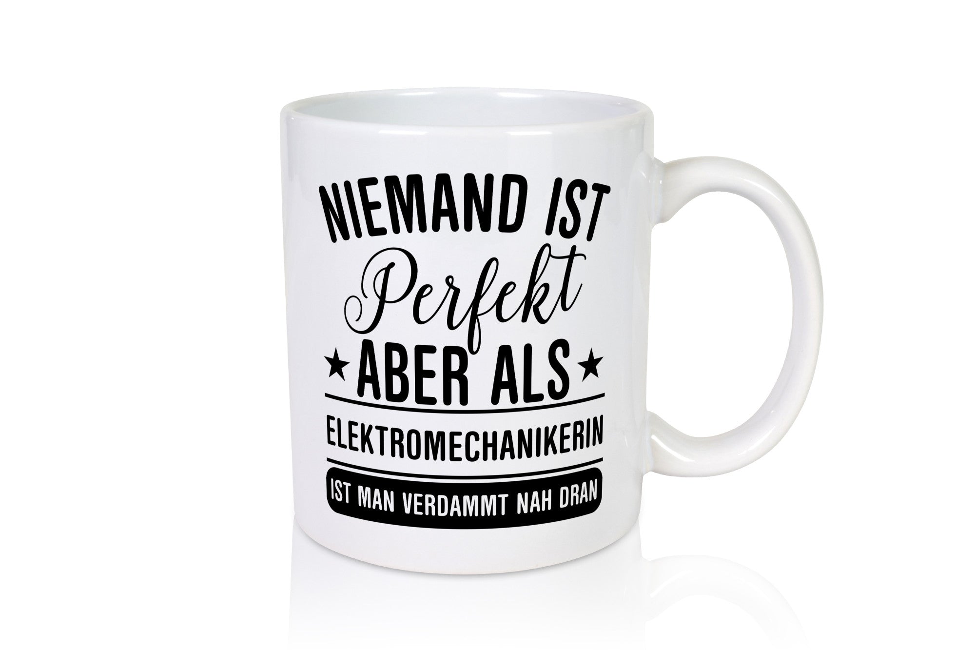 Verdammt nah dran: Elektromechanikerin | Mechanikerin lustiger Spruch Geschenk