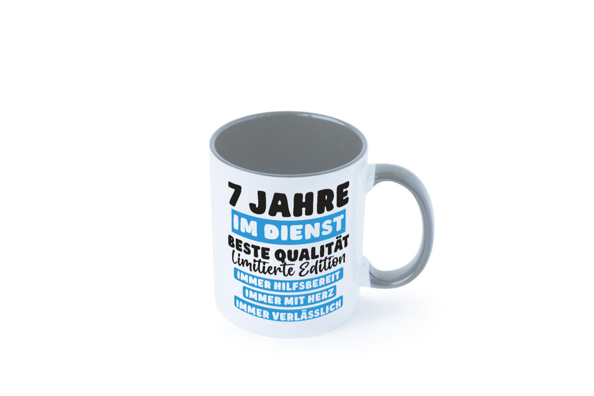 7 Jahre im Dienst | Jubiläum Arbeit v6 lustig Kollegen Büro Geschenk Tasse