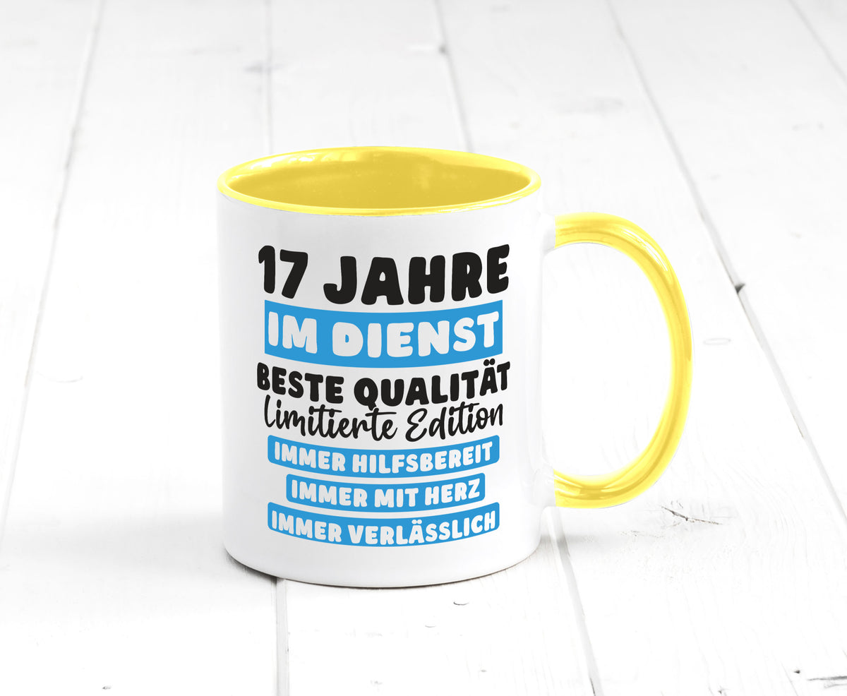 17 Jahre im Dienst | Jubiläum Arbeit v6 Humor Kollegen Büro Geschenkidee Tasse