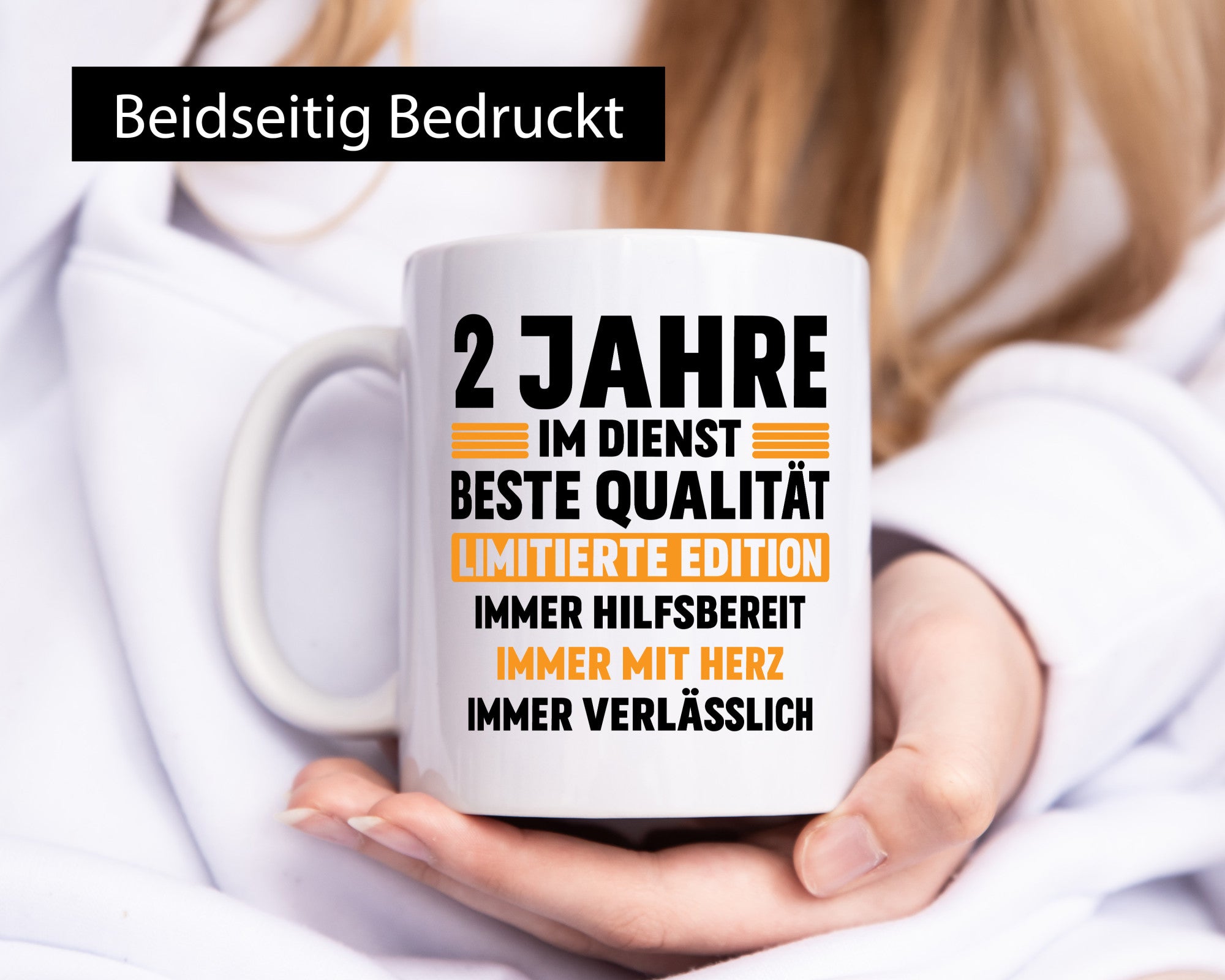 2 Jahre im Dienst | Jubiläum Arbeit Humor Kollegen Büro Geschenkidee Tasse