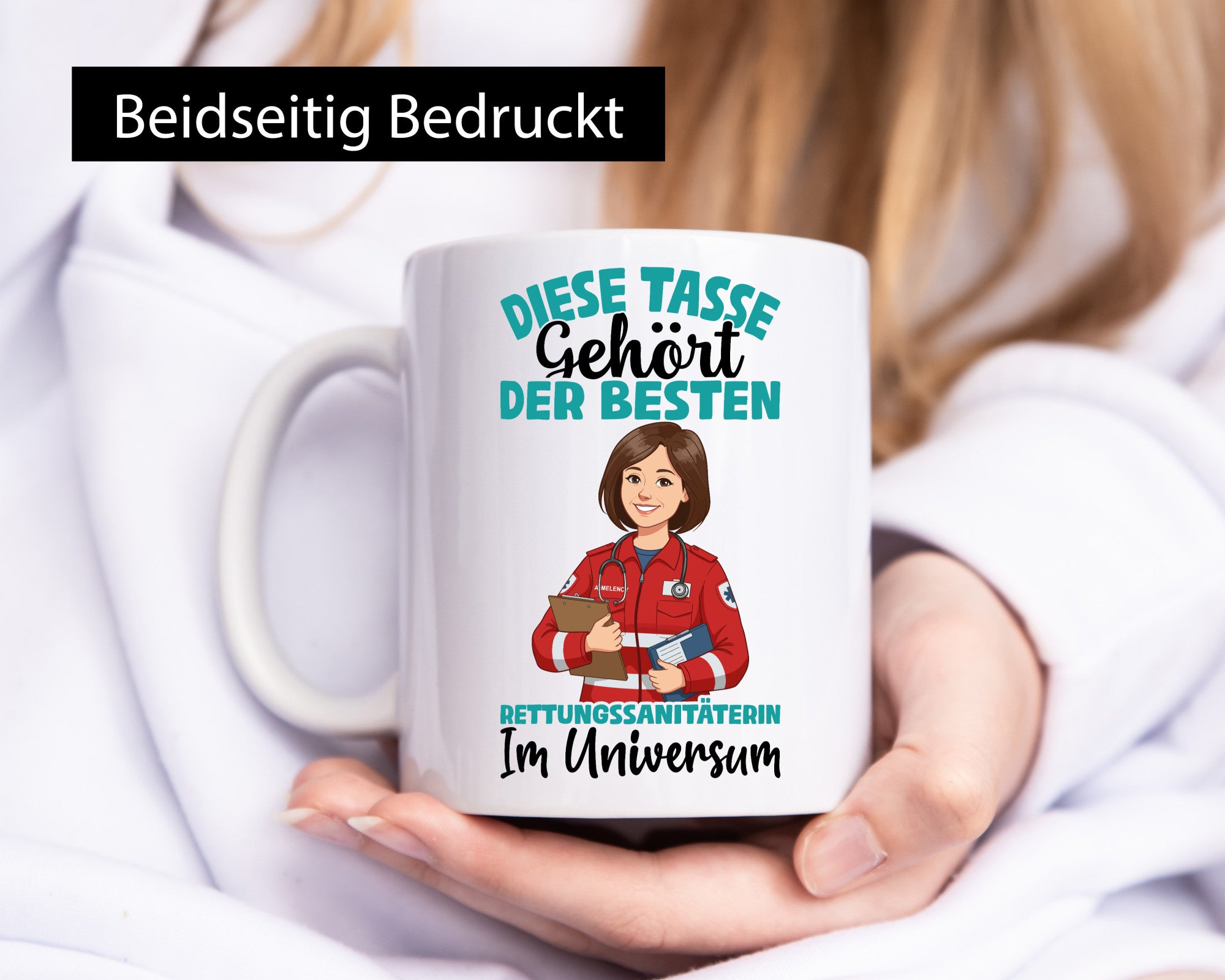 Im Universum: Rettungssanitäterin | Sanitäter lustiger Spruch Geschenk Humor