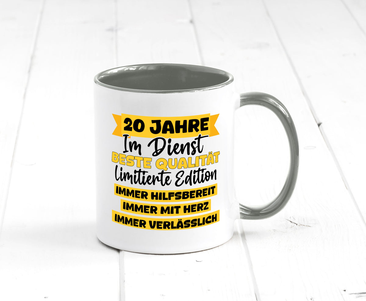 20 Jahre im Dienst | Jubiläum Arbeit v8 Geschenkidee Kollegen Büro Humor Tasse