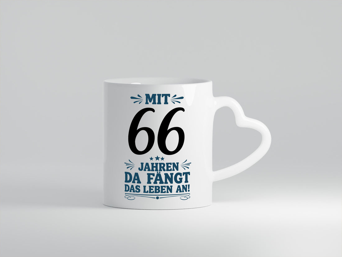 Mit 66 Jahren fängt das leben erst an | 66. Geburtstag v2 Geschenkidee Humor