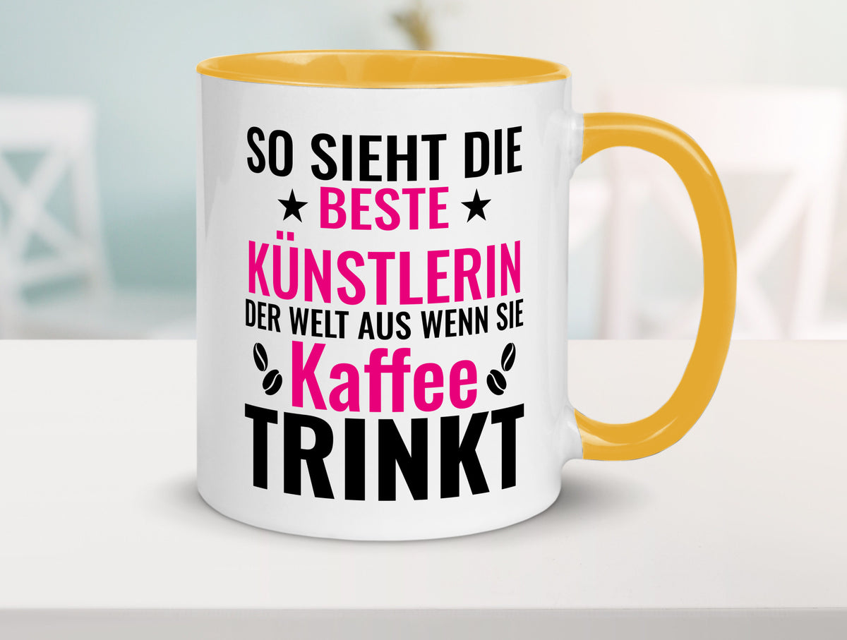 Kaffee trinkt: Künstlerin | Kunst Geschenk Humor Geschenkidee lustiger Spruch Tasse