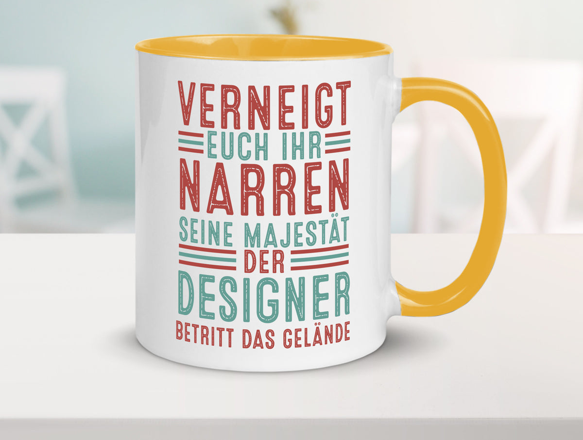 Verneigt euch: Designer Beruf | Mode v2 Humor Arbeit Kollegen Büro Geschenkidee Tasse
