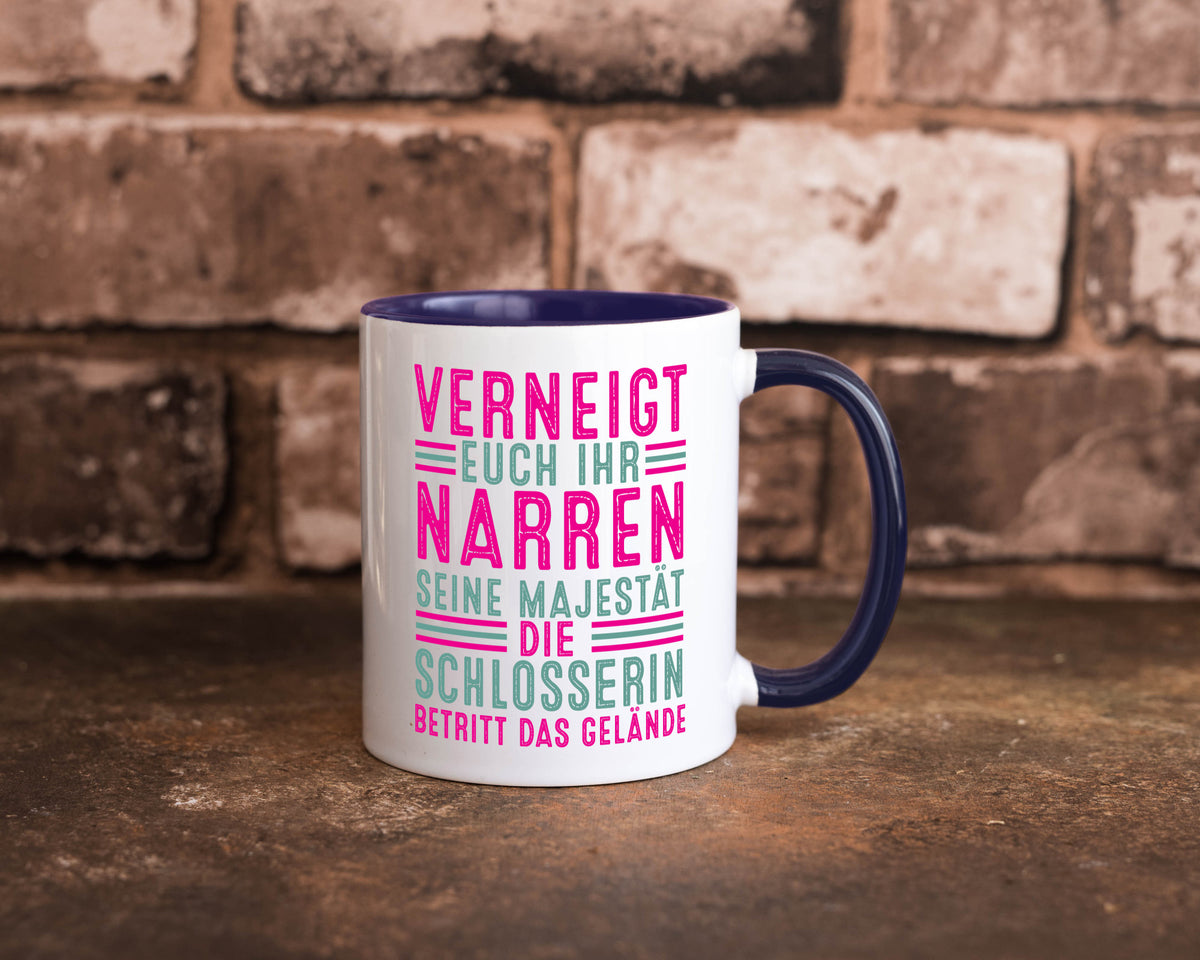 Verneigt euch: Schlosserin | Schlosserei lustiger Spruch Geschenk Humor Tasse