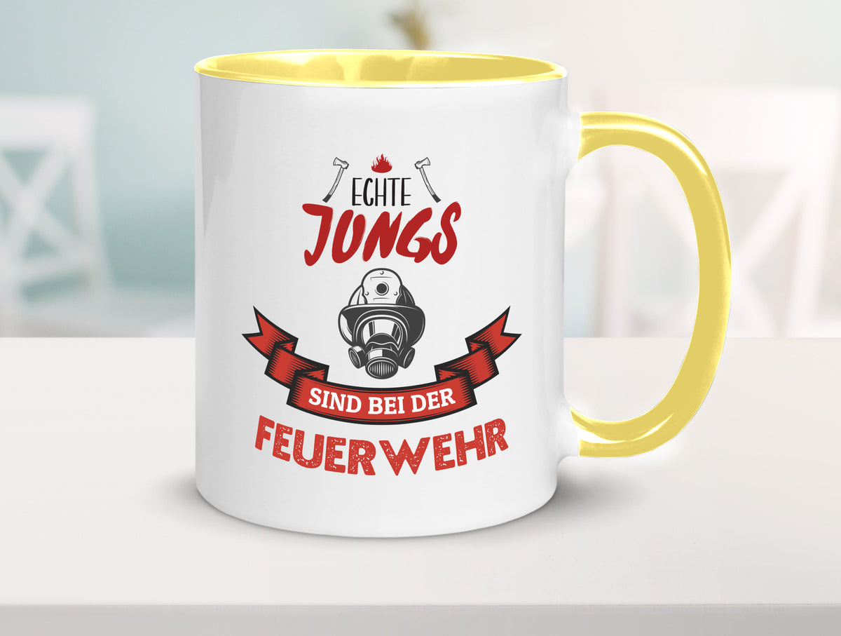 Echte Jungs sind bei der Feuerwehr | Feuerwehrmann lustiger Spruch Geschenk Tasse