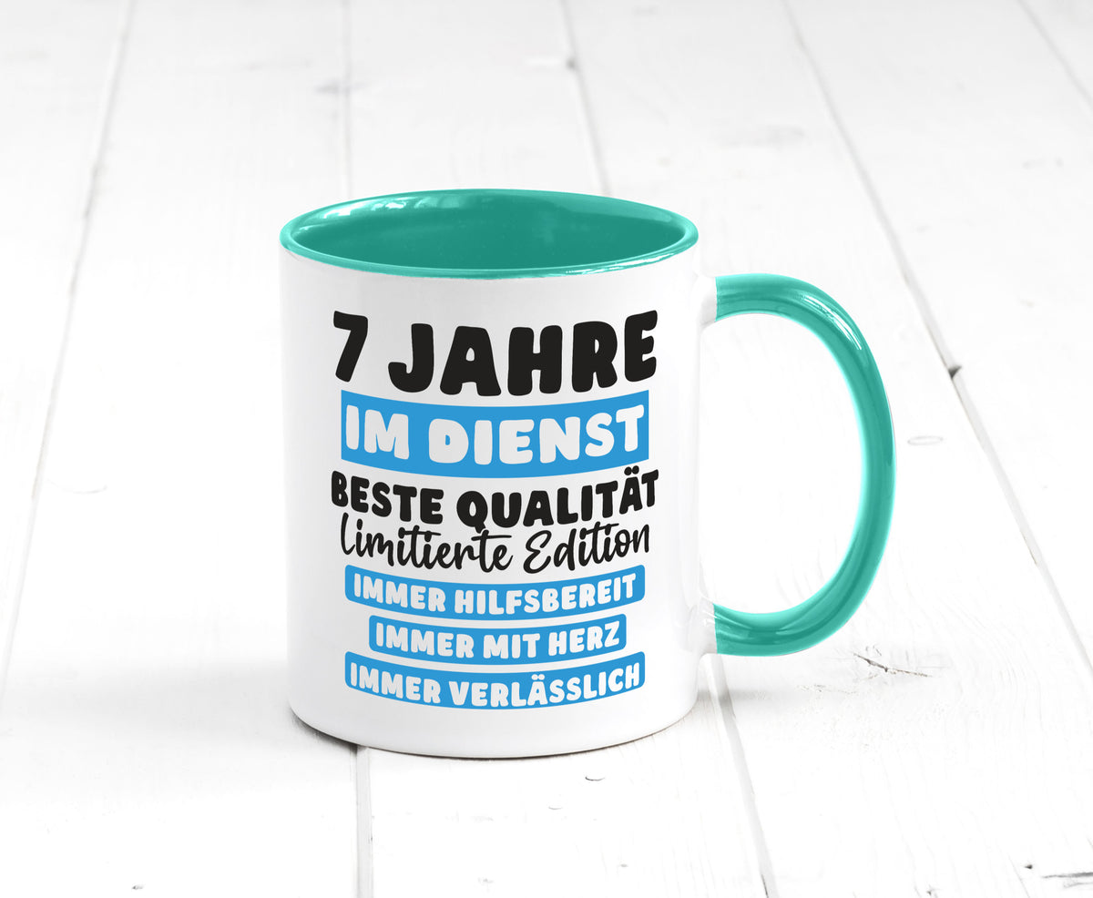 7 Jahre im Dienst | Jubiläum Arbeit v6 lustig Kollegen Büro Geschenk Tasse