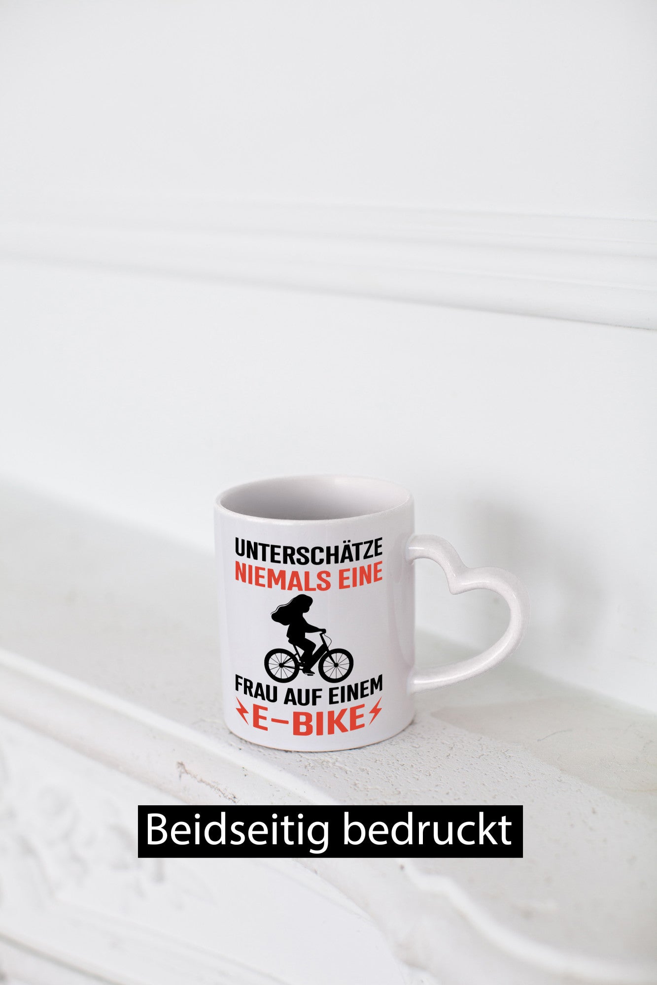 Alte Frau auf dem E-Bike | Fahradfahren Geschenk Humor Geschenkidee lustiger