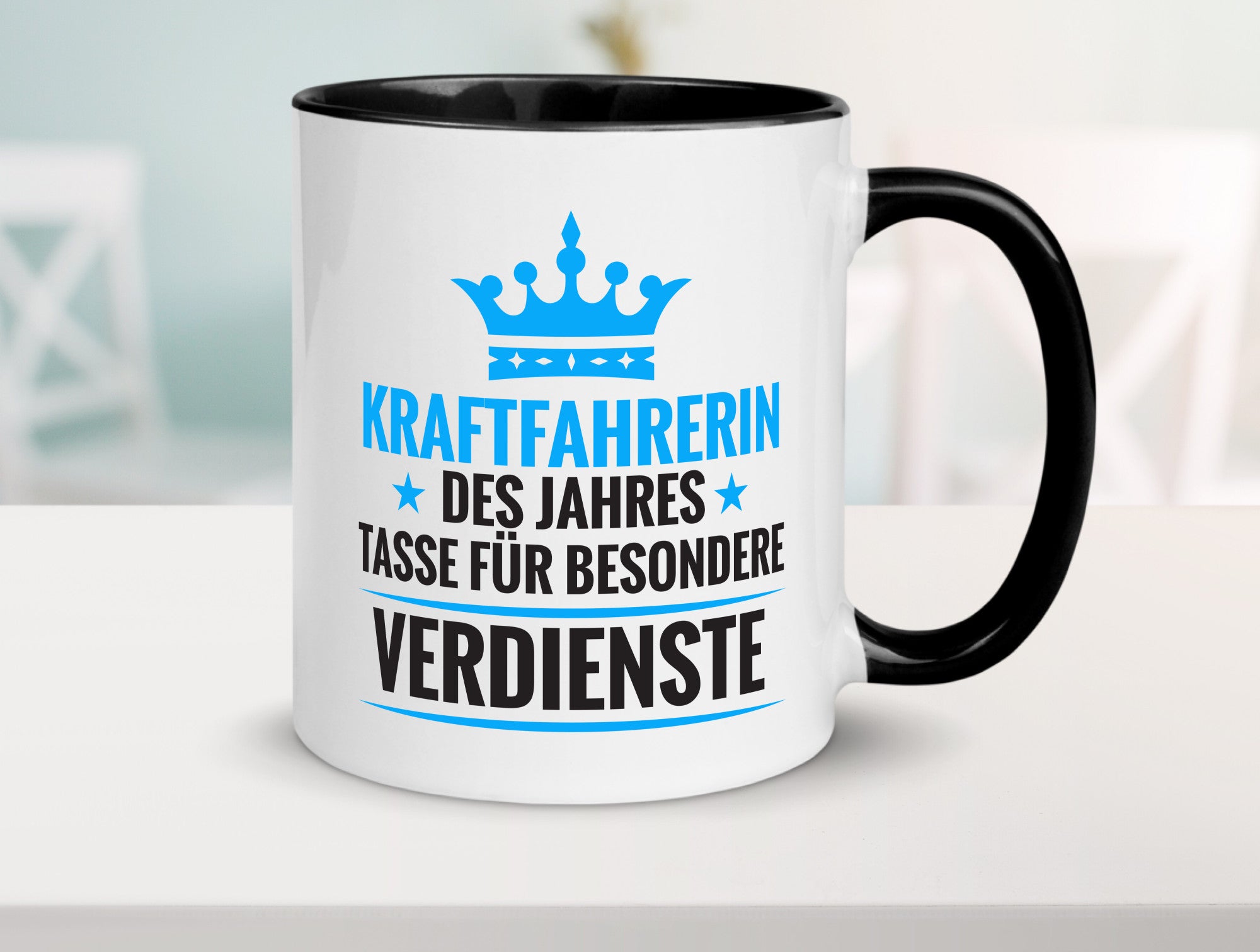 Besonderer Verdienst: Kraftfahrerin | Lastwagen LKW Humor Geschenkidee Tasse
