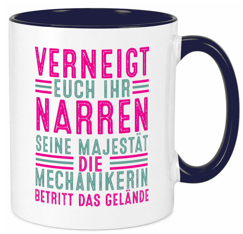 Verneigt euch: Mechanikerin | KFZ lustiger Spruch Geschenk Humor Geschenkidee Tasse