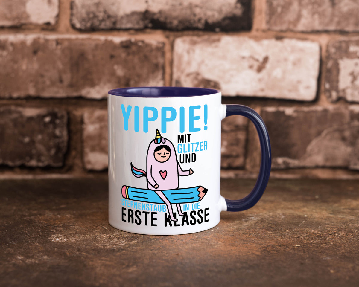 Mit Glitzer und Sternenstaub | Einschulung Einhorn lustiger Spruch Geschenk Tasse