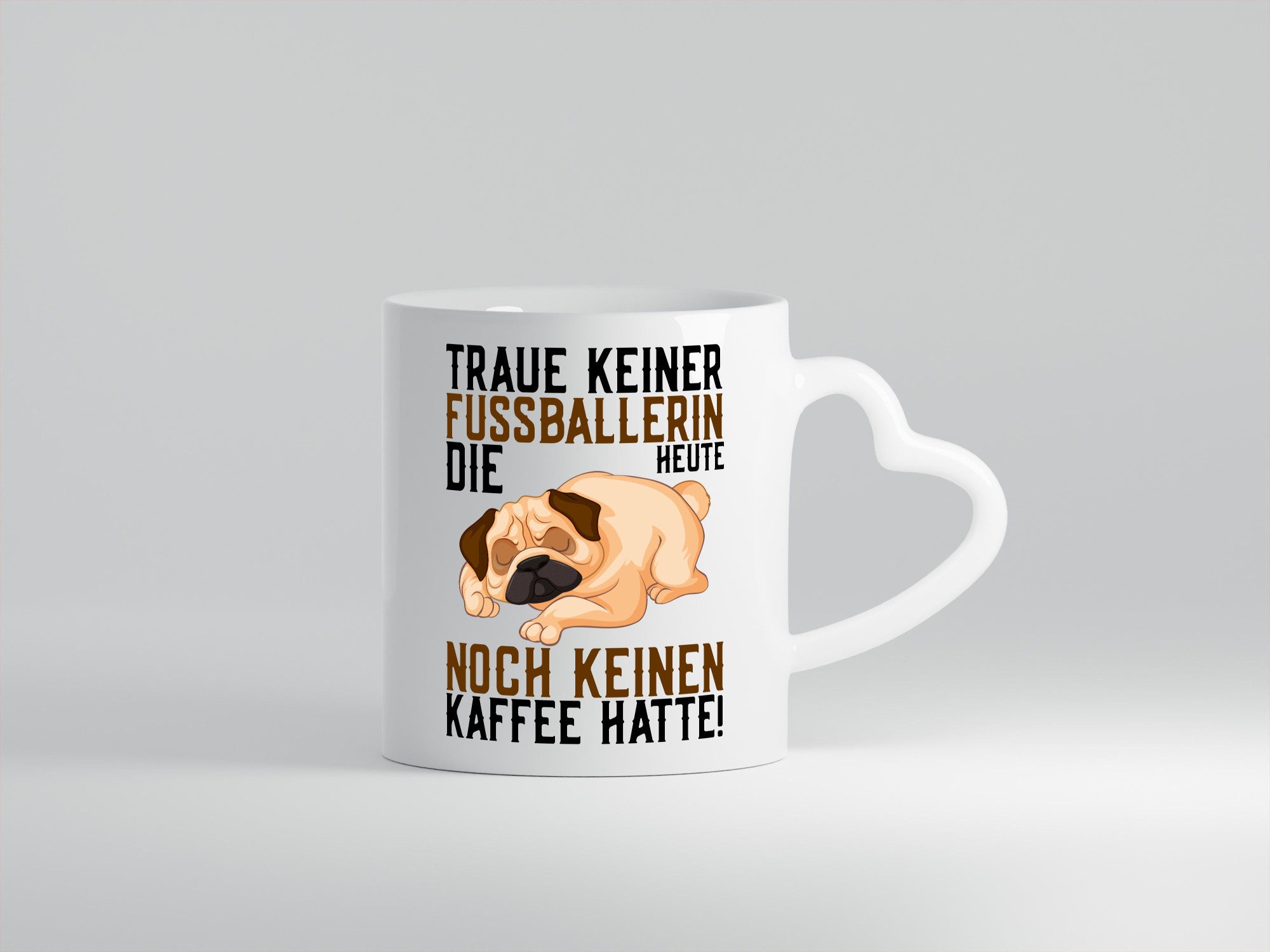 Traue keiner Fußballerin | Kaffee Hund Sportlerin lustiger Spruch Geschenk
