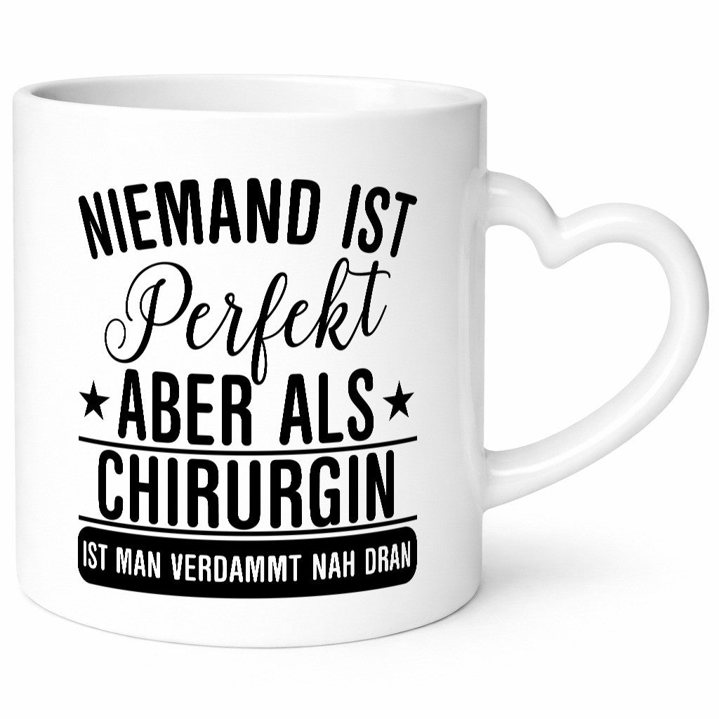 Verdammt nah dran: Chirurgin | Chirurgie Krankenhaus Geschenk Humor