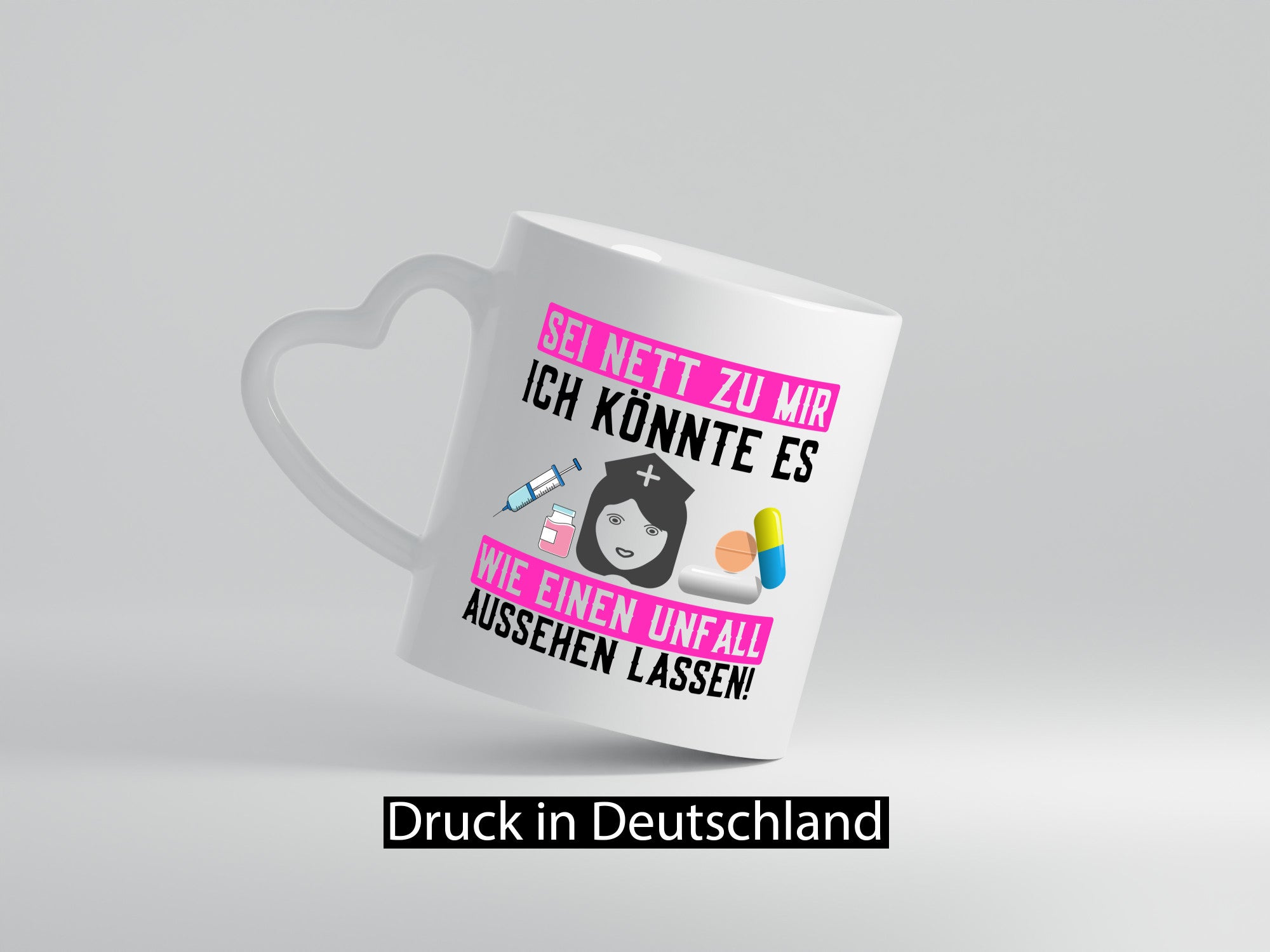 Sei nett zu mir | Ärztin Krankenschwester Spritze Geschenk Humor Geschenkidee