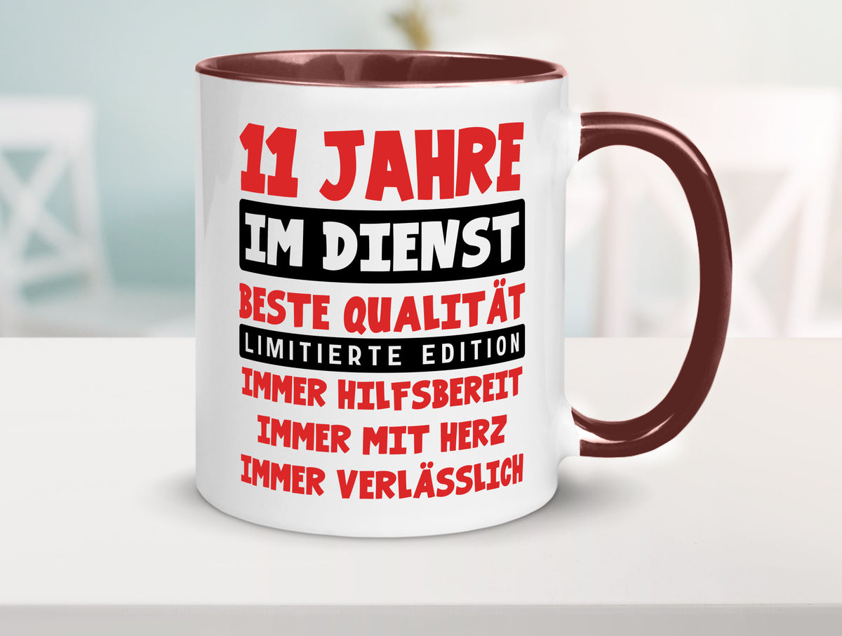 11 Jahre im Dienst | Jubiläum Arbeit v9 Geschenkidee Kollegen Büro Humor Tasse