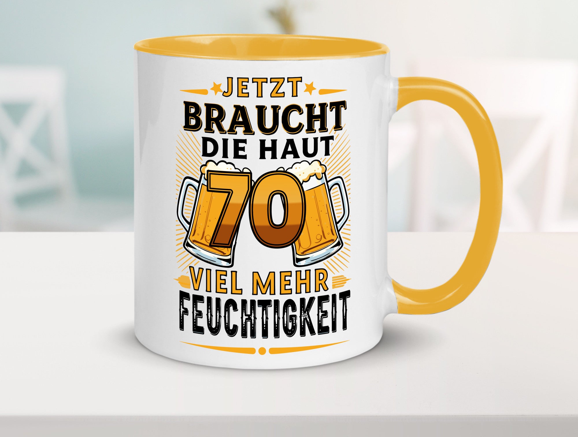 70 braucht die haut mehr Feuchtigkeit | 70. Geburtstag Humor Geschenkidee Tasse