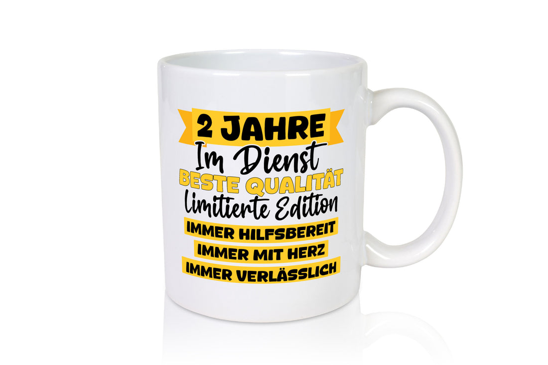 2 Jahre im Dienst | Jubiläum Arbeit v8 lustiger Spruch Geschenk Kollegen Büro