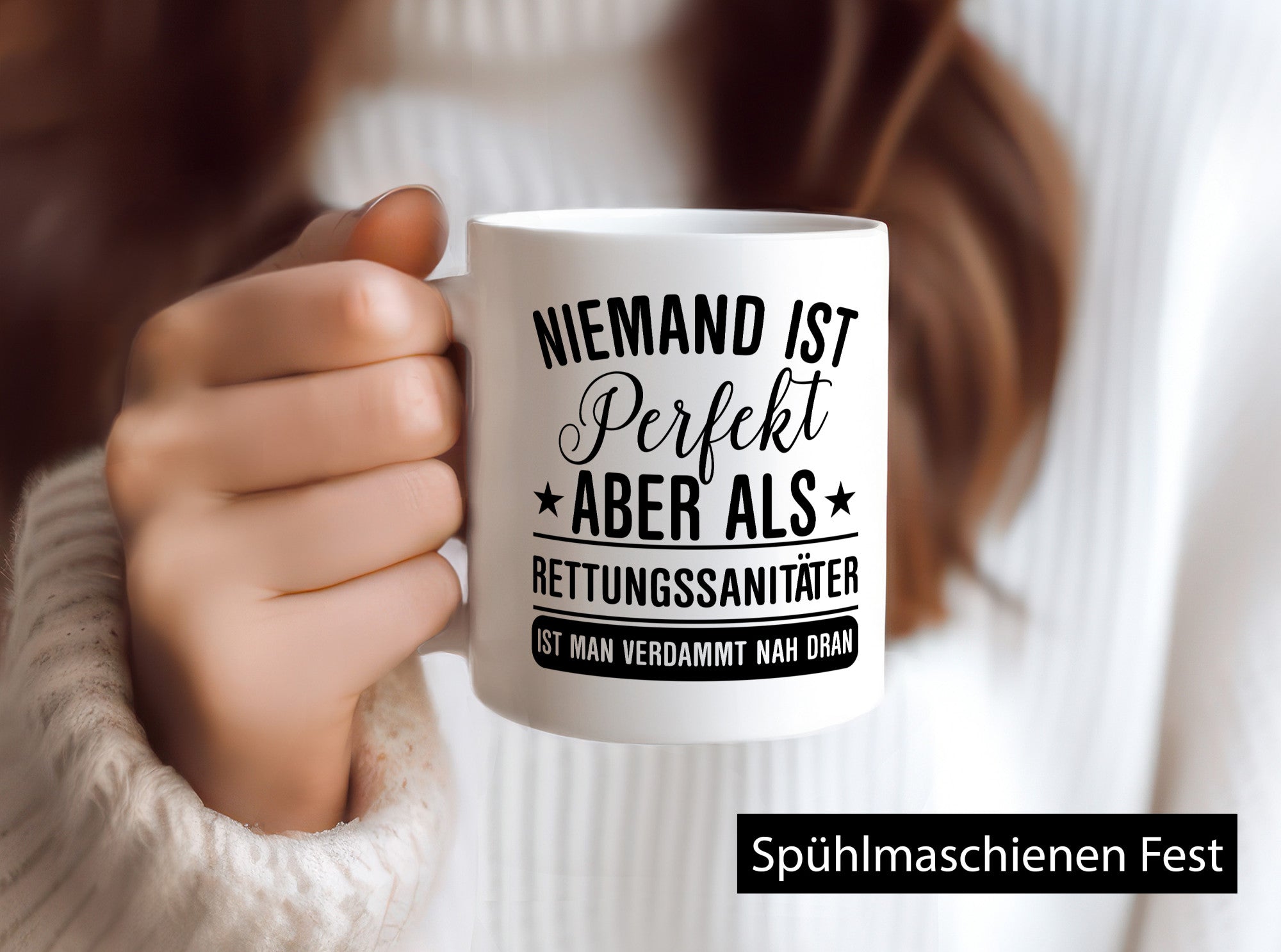 Verdammt nah dran: Rettungssanitäter | Sanitäter Geschenk Humor Geschenkidee