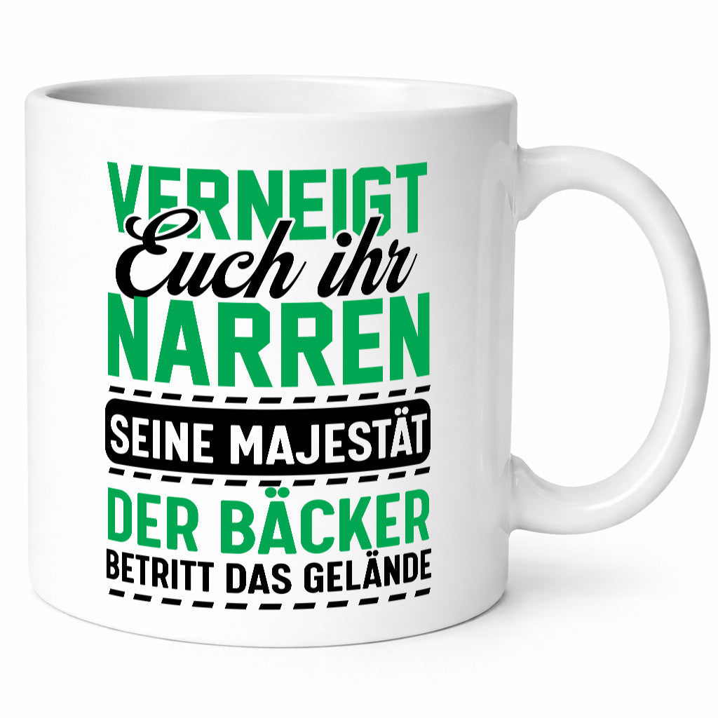 Der Bäcker betritt den Raum | Verneigt euch meister Humor Geschenkidee Tasse