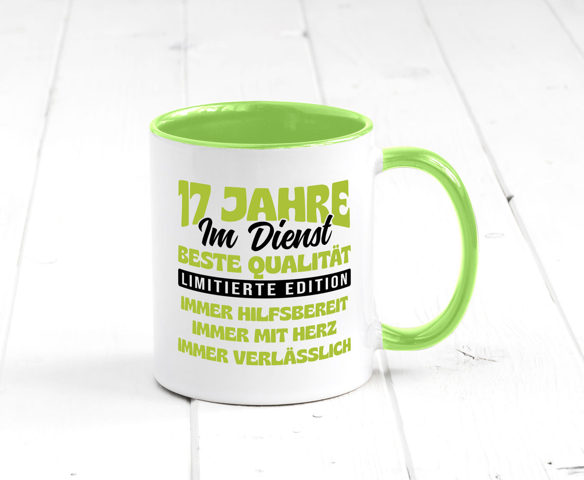 17 Jahre im Dienst | Jubiläum Arbeit v4 Geschenk Kollegen Büro lustiger Spruch Tasse