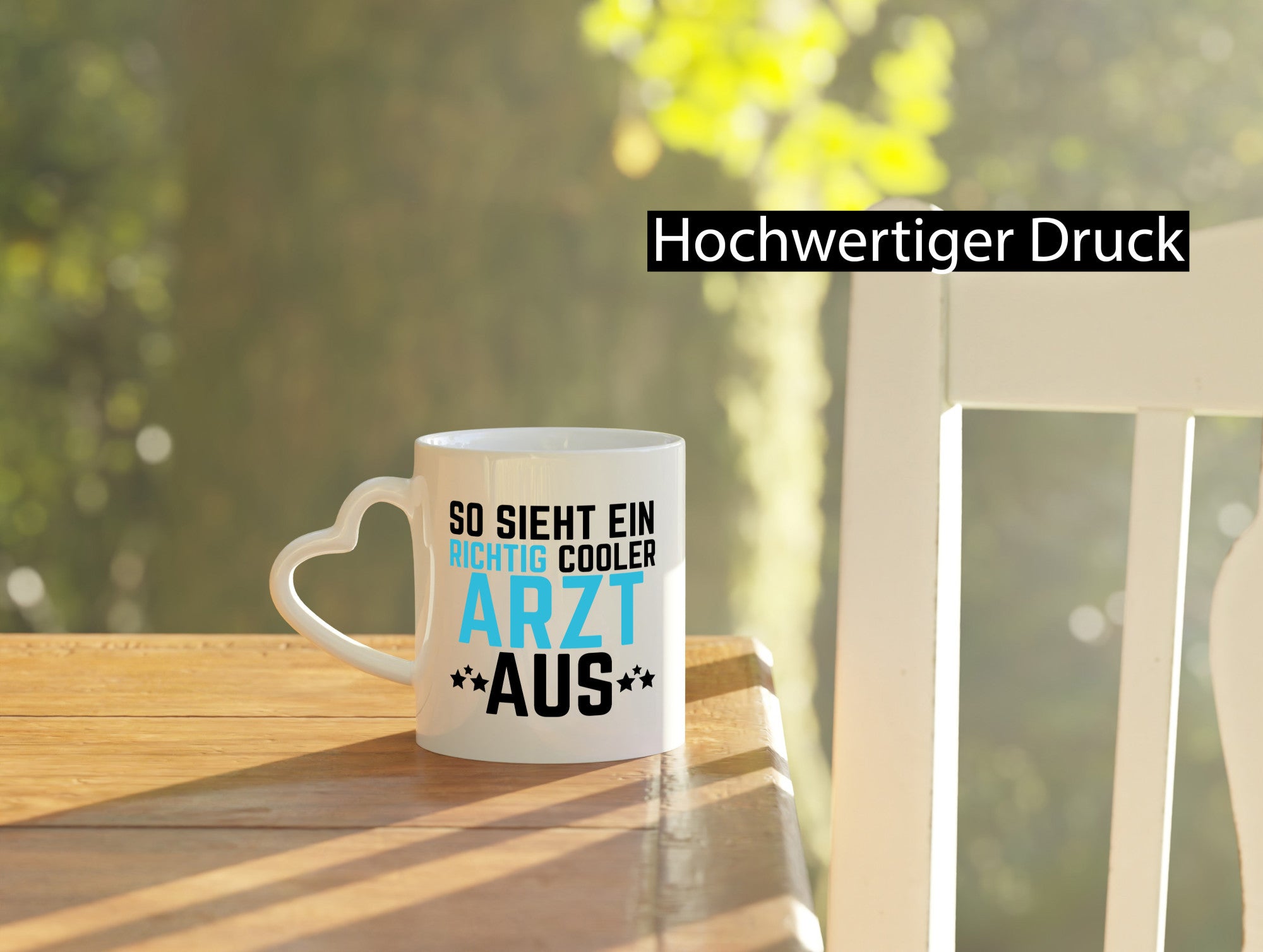 So sieht ein cooler Arzt aus | Selbstbewusst Klinik Geschenkidee Humor Tasse
