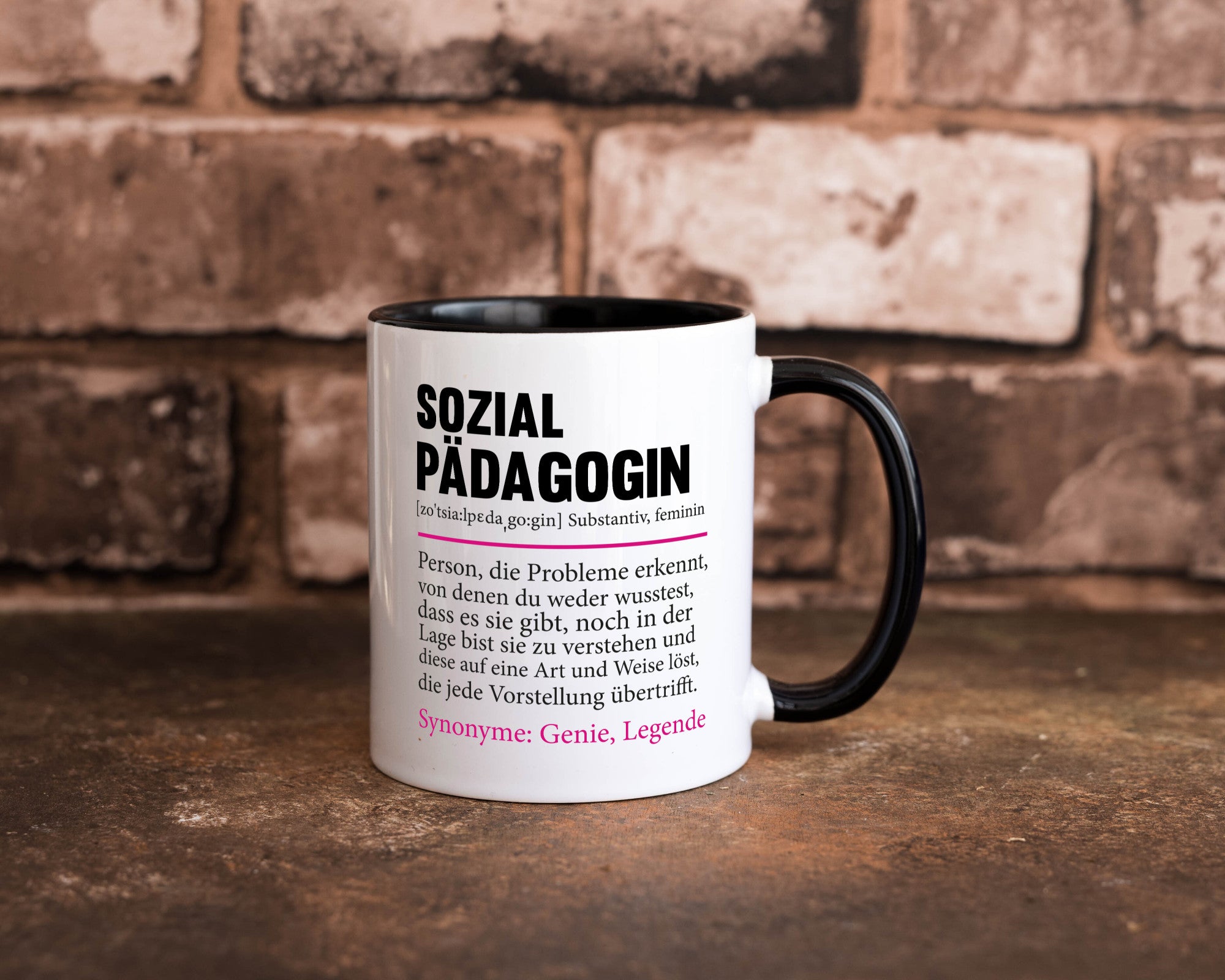 Sozialpädagogin | Spruch lustig Humor Pädagogin v2 Geschenkidee Geschenk Tasse