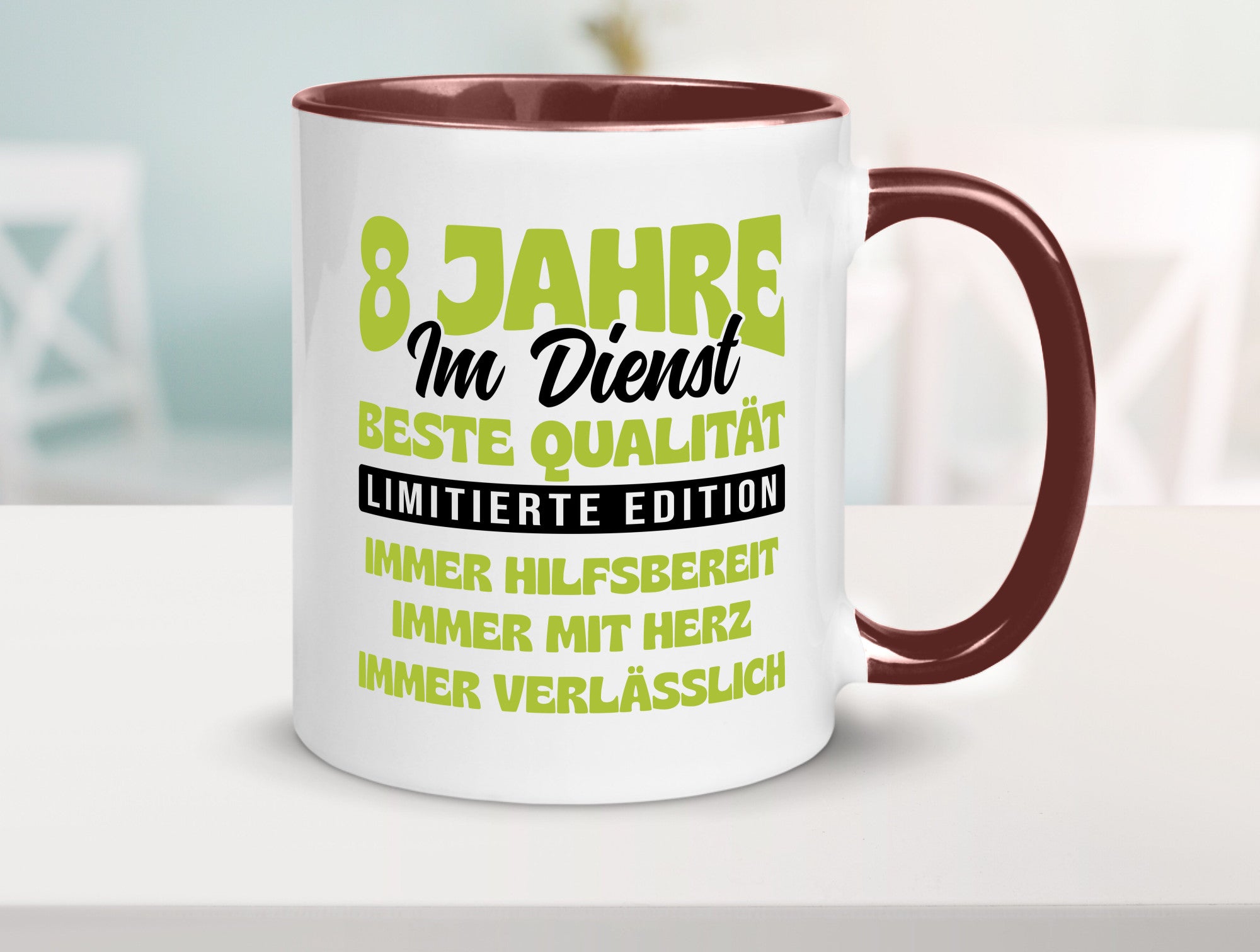 8 Jahre im Dienst | Jubiläum Arbeit v4 lustig Kollegen Büro Geschenk Tasse