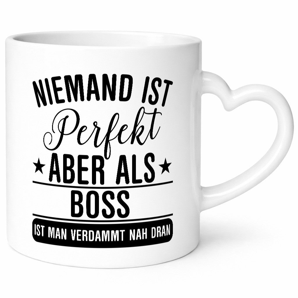 Verdammt nah dran: Boss | Führungskraft Vorgesetzter Humor Geschenkidee Tasse