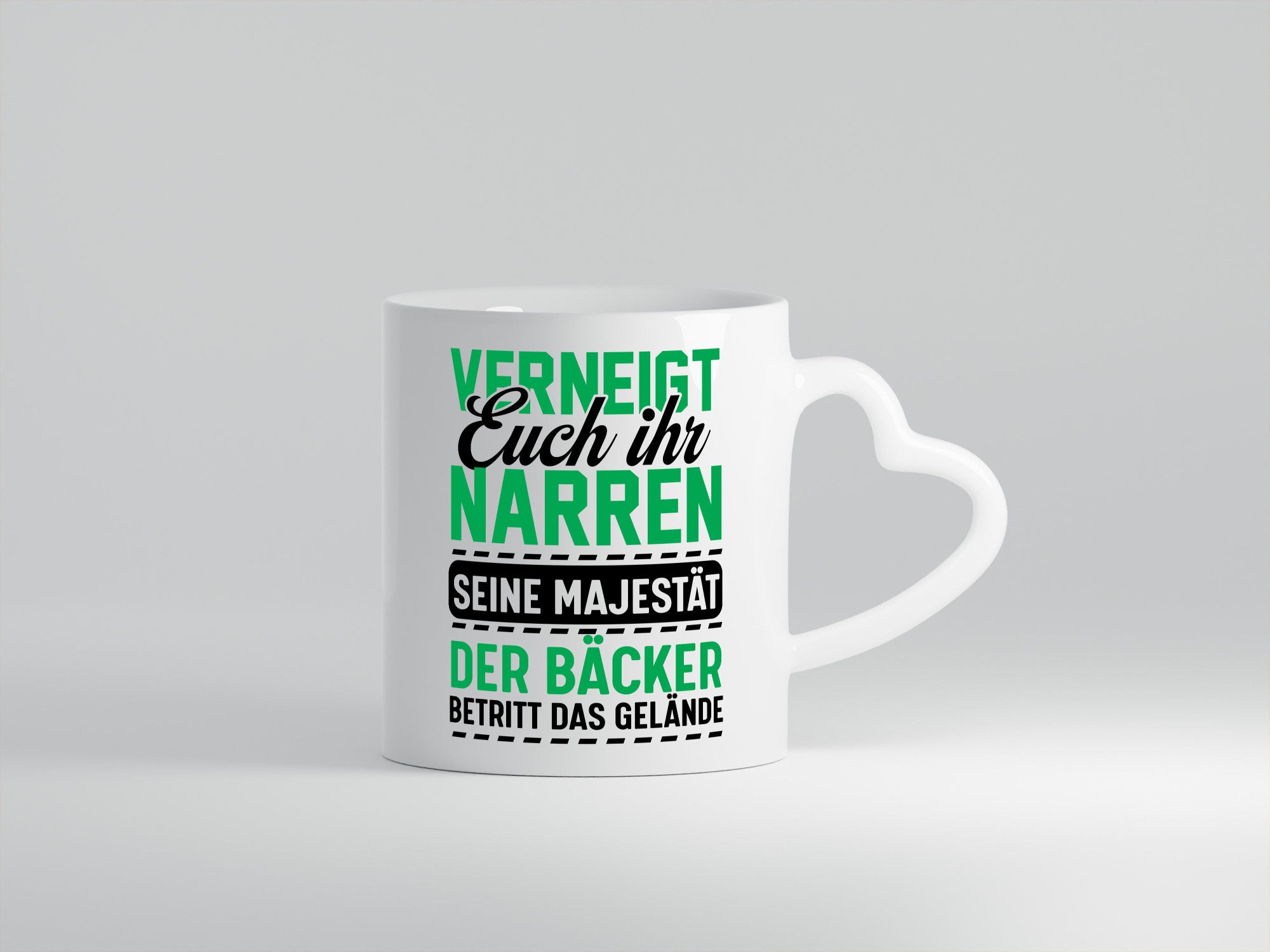 Der Bäcker betritt den Raum | Verneigt euch meister Humor Geschenkidee Tasse