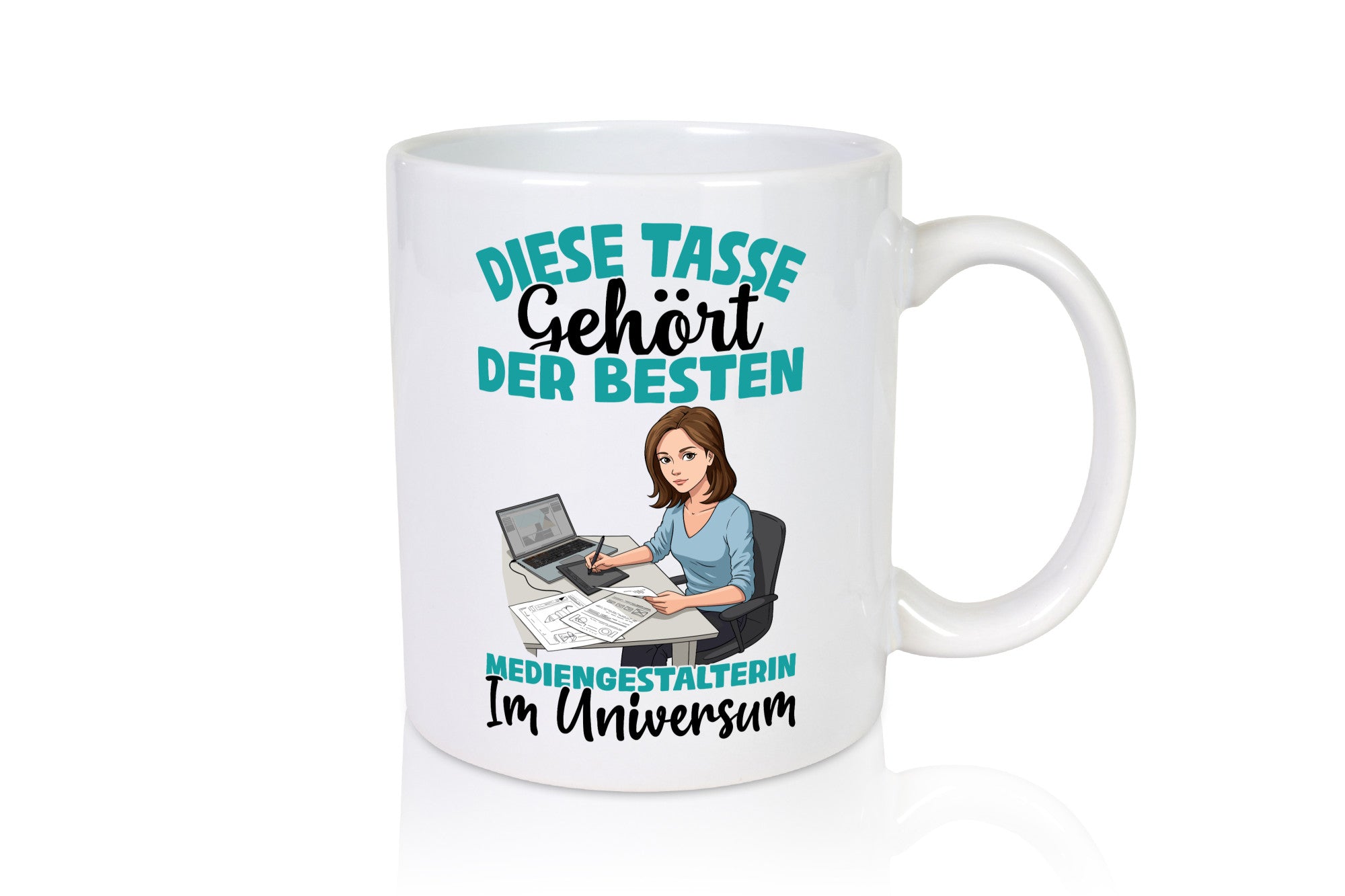 Im Universum: Mediengestalterin | Medien Geschenkidee Humor Tasse