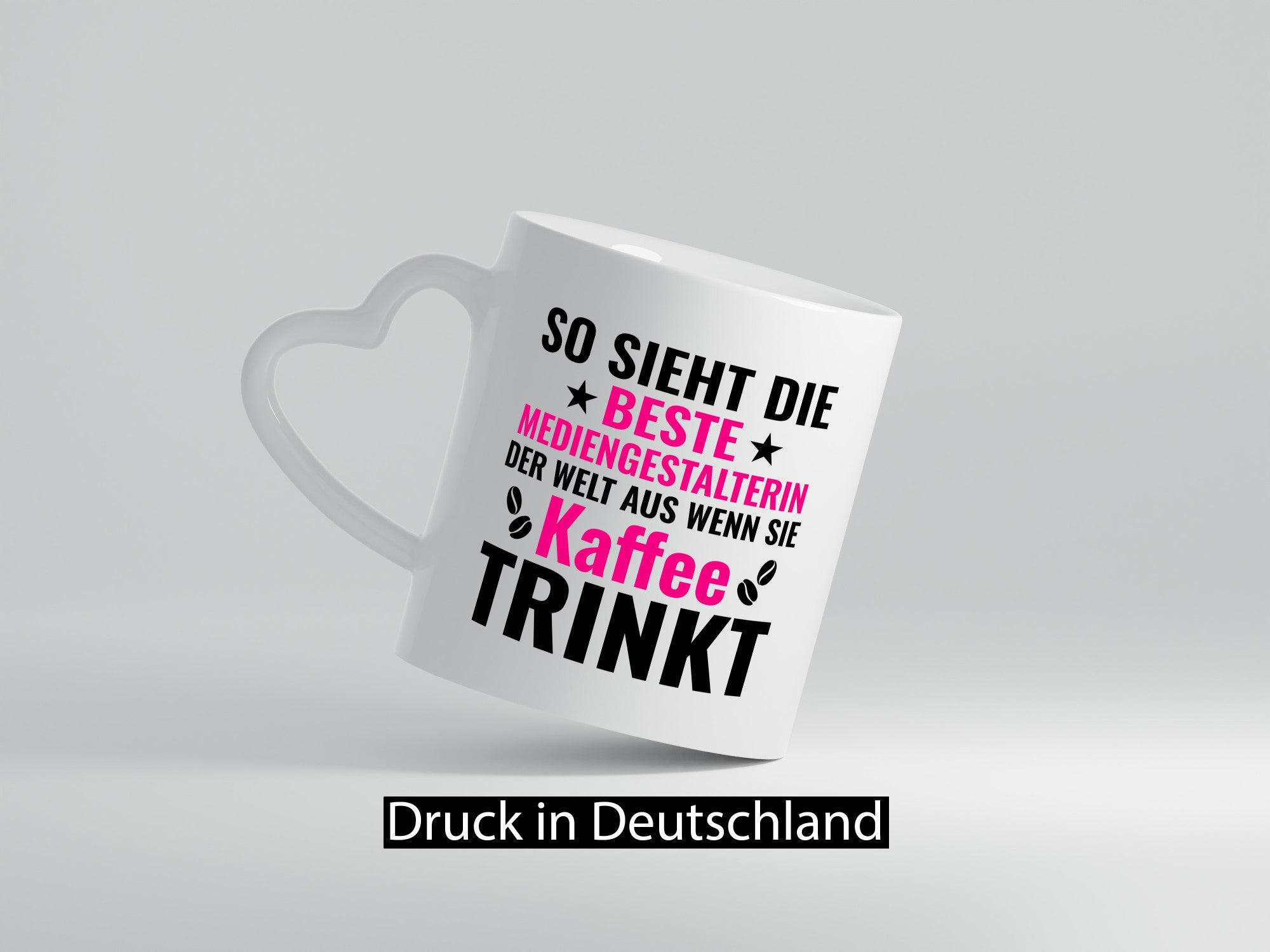 Kaffee trinkt: Mediengestalterin | Medien Geschenk Humor Geschenkidee lustiger