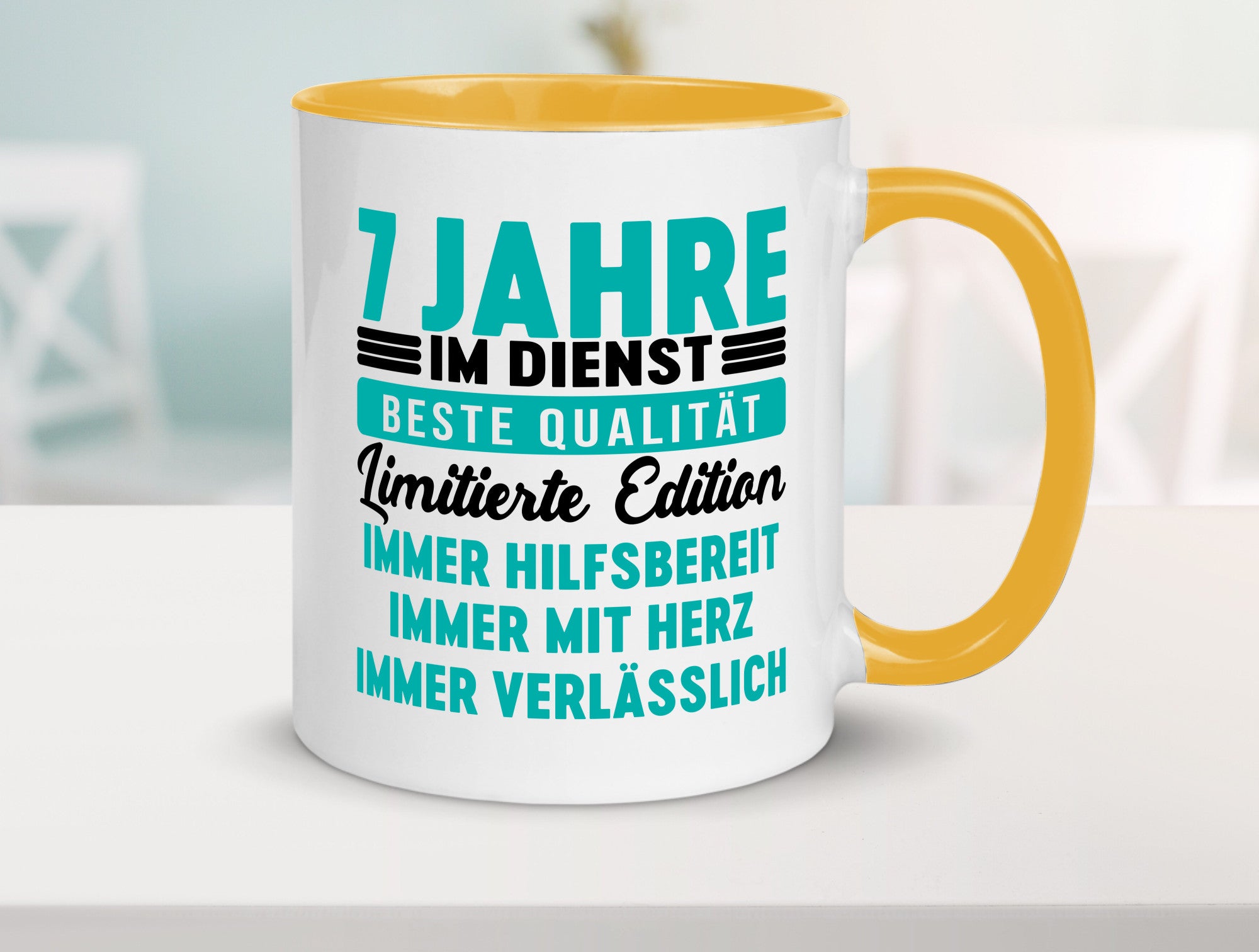 7 Jahre im Dienst | Jubiläum Arbeit v5 Humor Kollegen Büro Geschenkidee Tasse