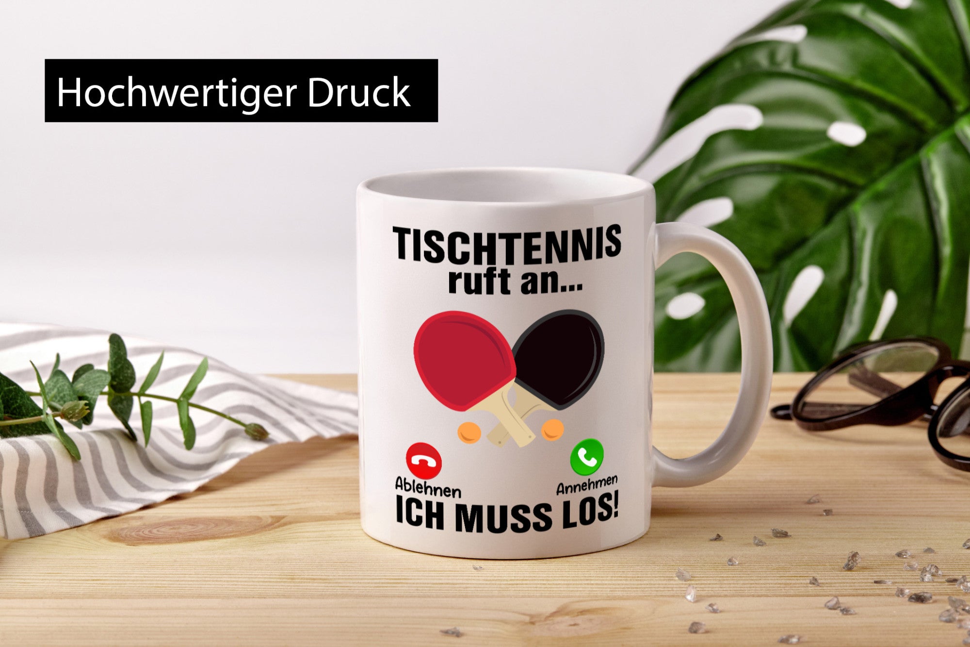 Tischtennis ruft an | Tennis spielen v2 Humor Geschenkidee Tasse