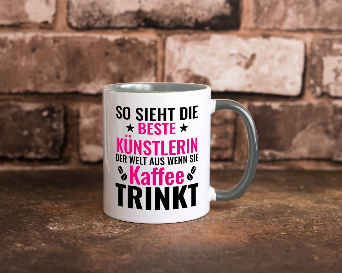 Kaffee trinkt: Künstlerin | Kunst Geschenk Humor Geschenkidee lustiger Spruch Tasse