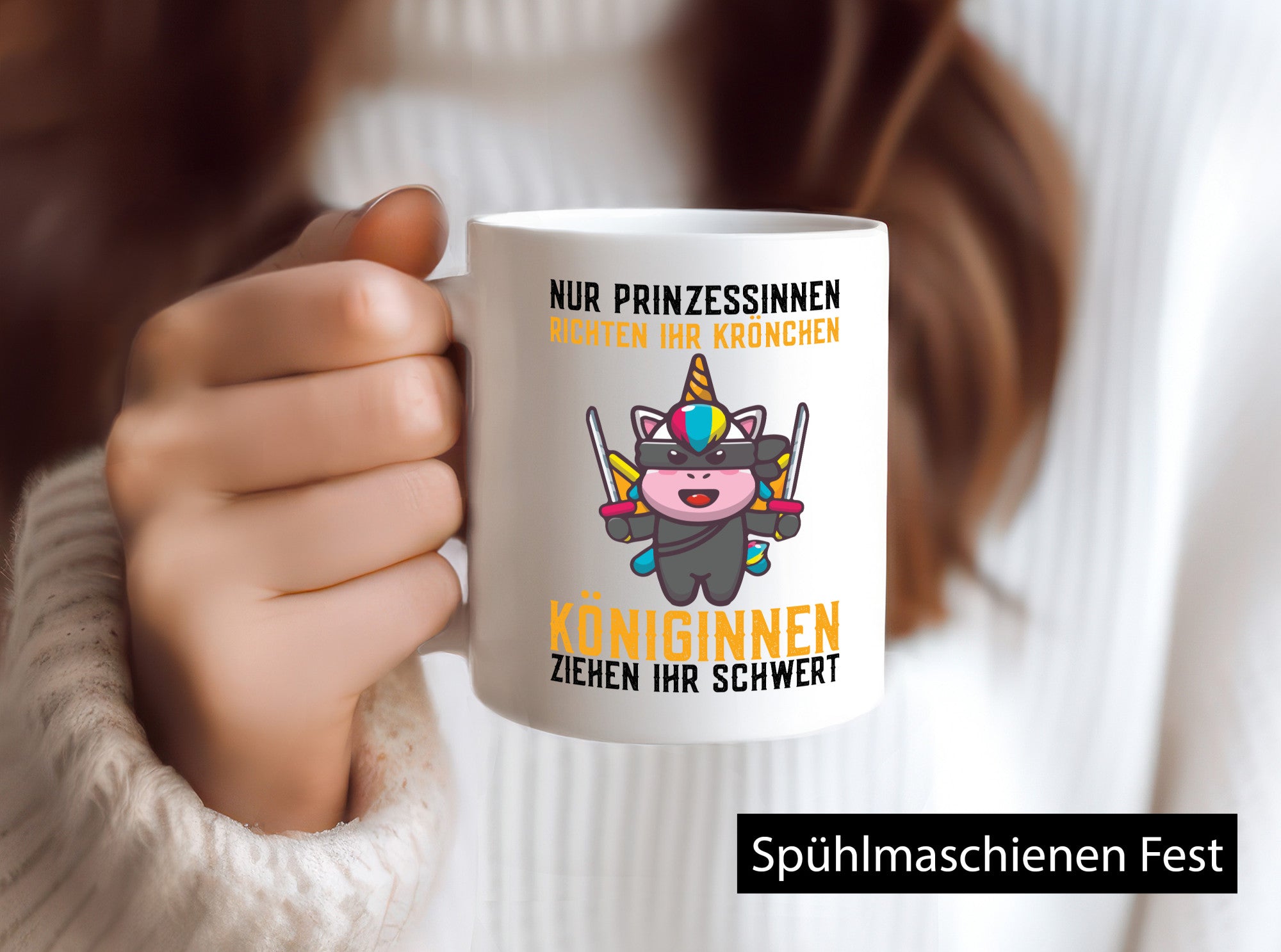 Königinnen ziehen ihr Schwert | Einhorn Prinzessin Geschenk Humor Geschenkidee