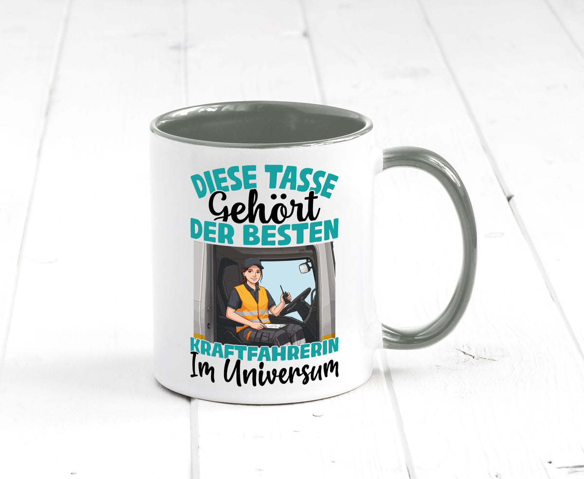 Im Universum: Kraftfahrerin | Lastwagen LKW lustig Humor Geschenkidee Geschenk Tasse
