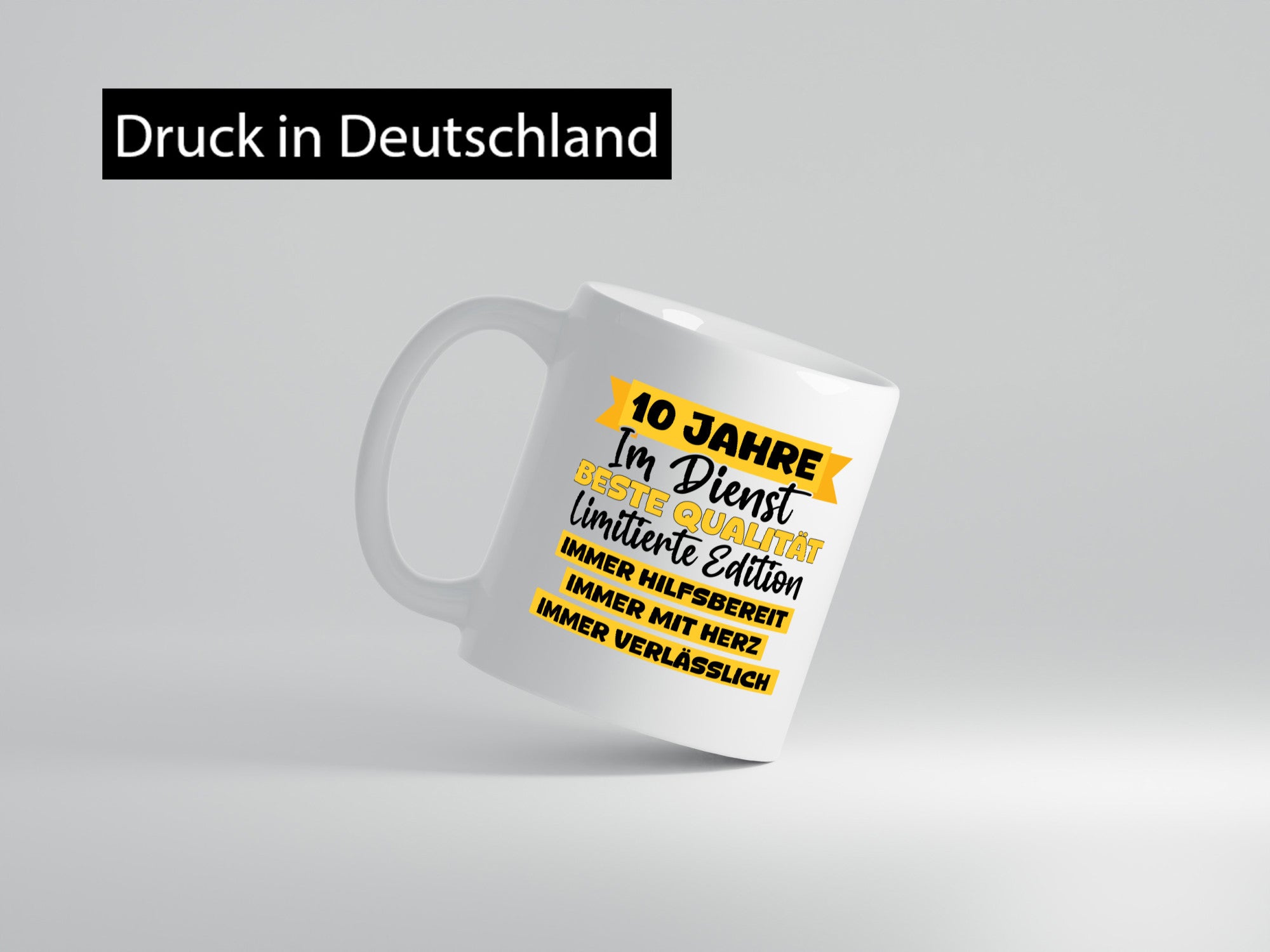 10 Jahre im Dienst | Jubiläum Arbeit v8 Geschenkidee Kollegen Büro Humor Tasse