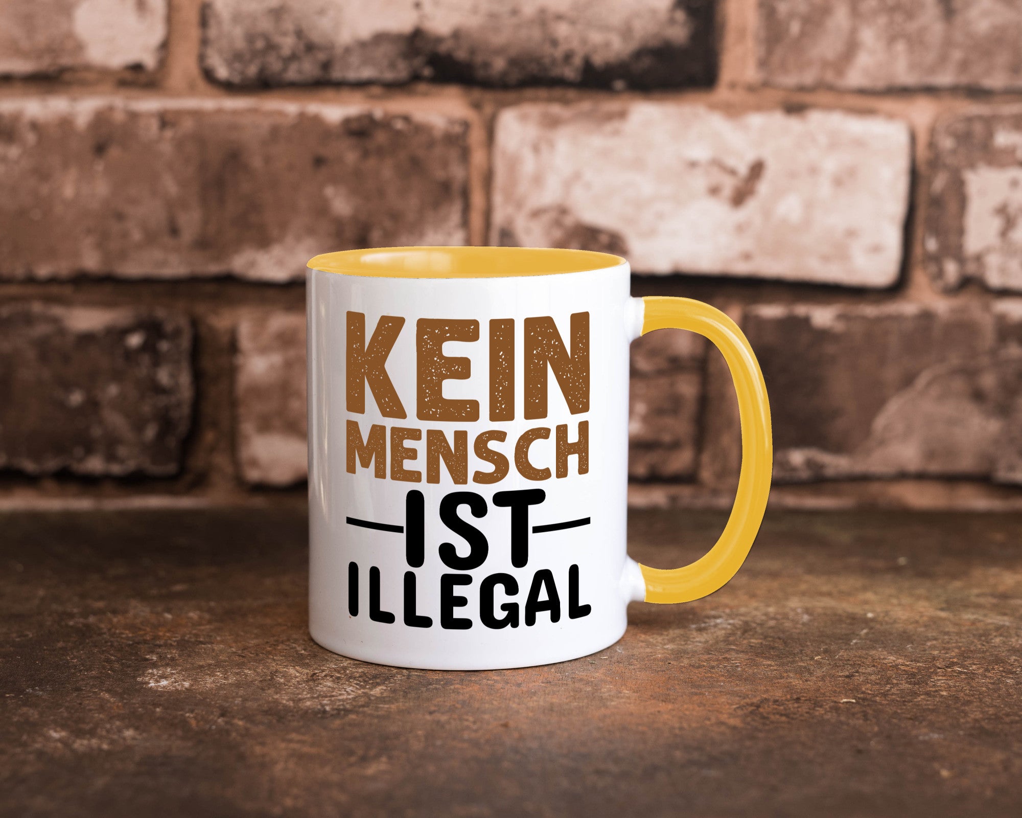 Kein Mensch ist illegal | Spruch Gleichberechtigung Humor Geschenkidee Tasse