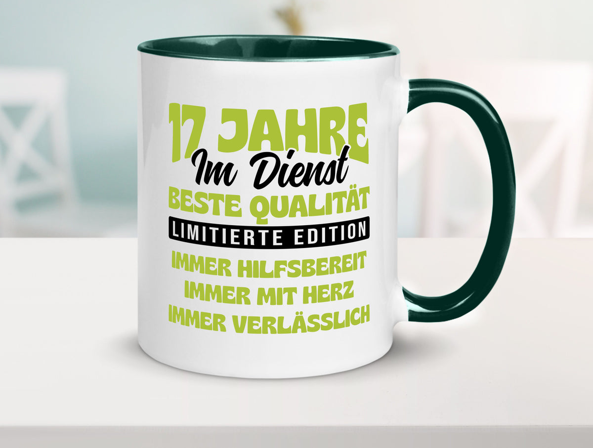 17 Jahre im Dienst | Jubiläum Arbeit v4 Geschenk Kollegen Büro lustiger Spruch Tasse