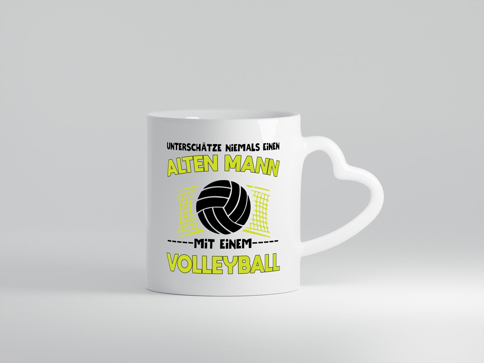 Unterschätze niemals einen Alten Mann mit einem Volleyball lustiger Spruch