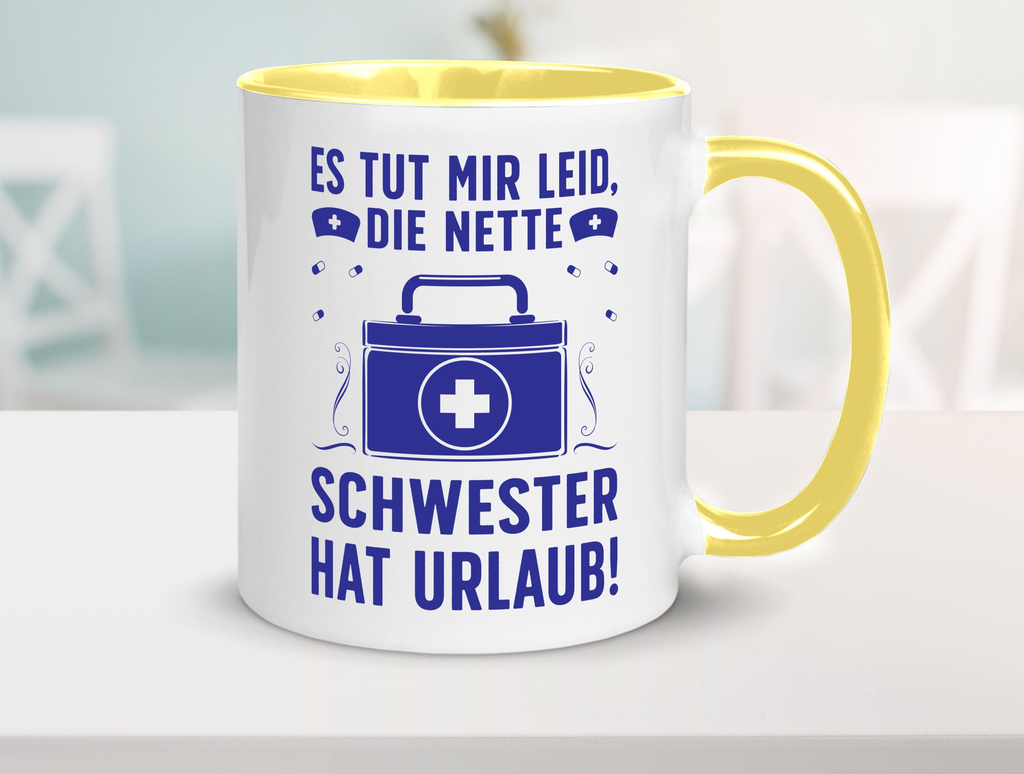 Nette Schwester hat Urlaub | Arztkoffer Tabletten lustiger Spruch Geschenk