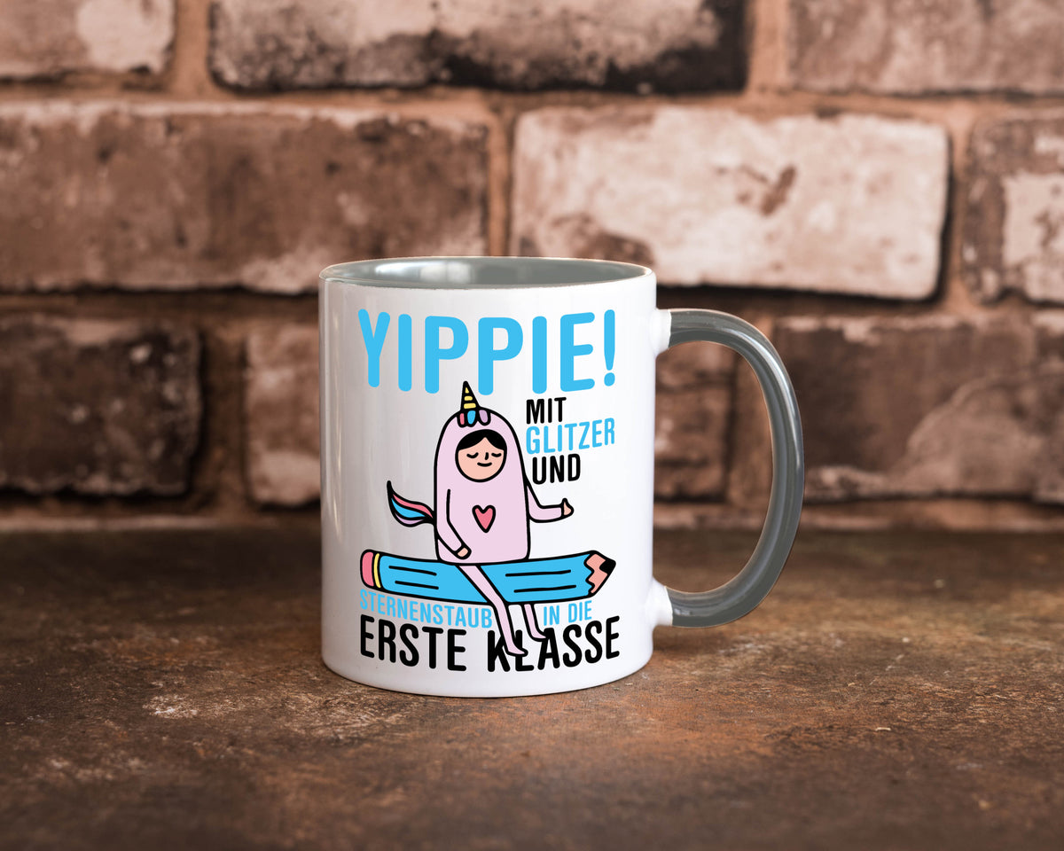 Mit Glitzer und Sternenstaub | Einschulung Einhorn lustiger Spruch Geschenk Tasse
