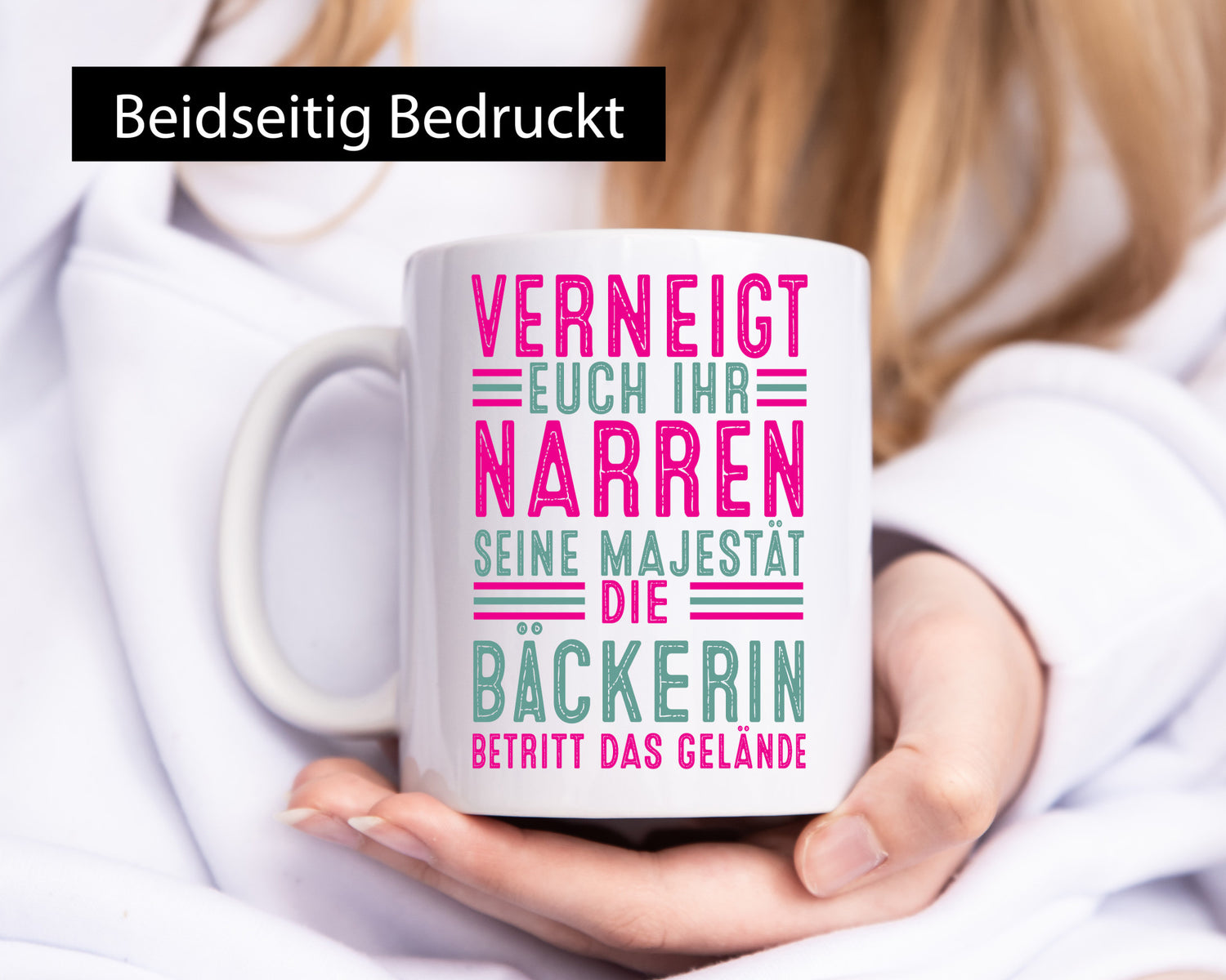 Verneigt euch: Bäckerin | Bäckerei Frauen Backen v2 Humor Geschenkidee Tasse